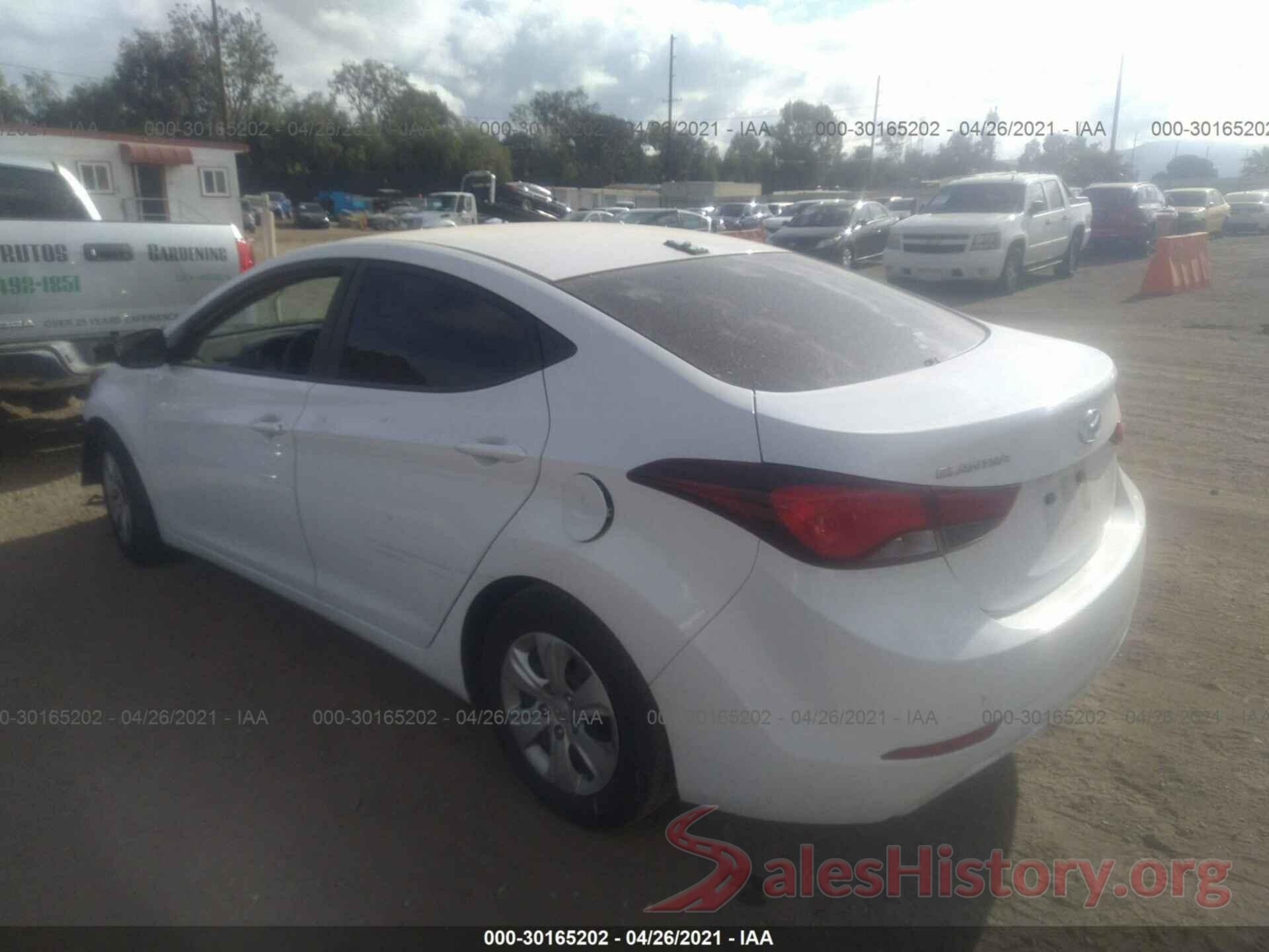 5NPDH4AE5GH740636 2016 HYUNDAI ELANTRA