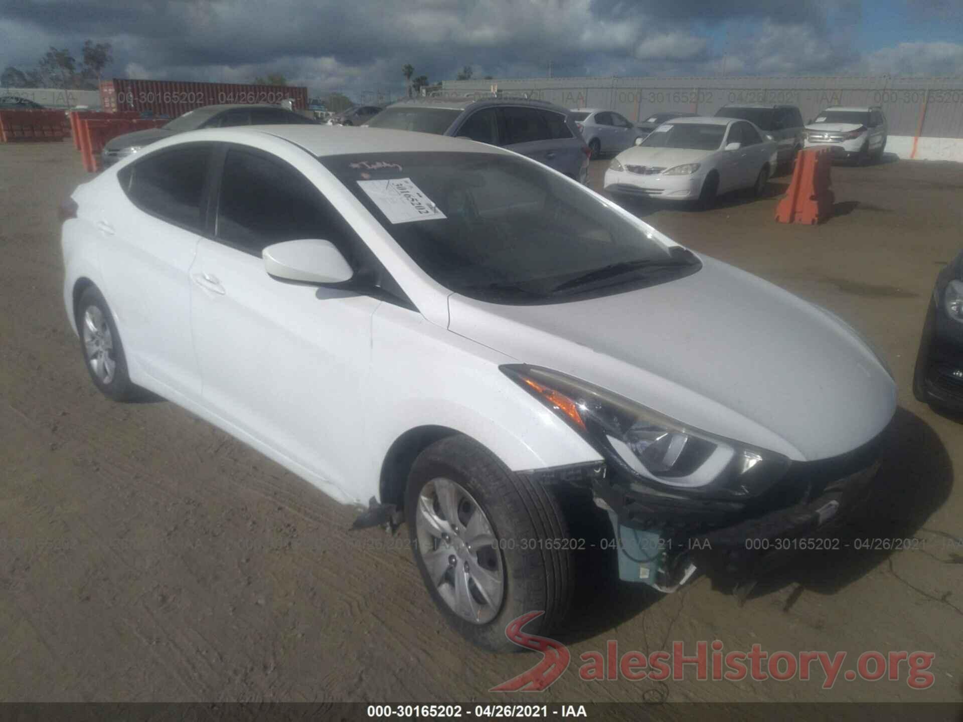 5NPDH4AE5GH740636 2016 HYUNDAI ELANTRA