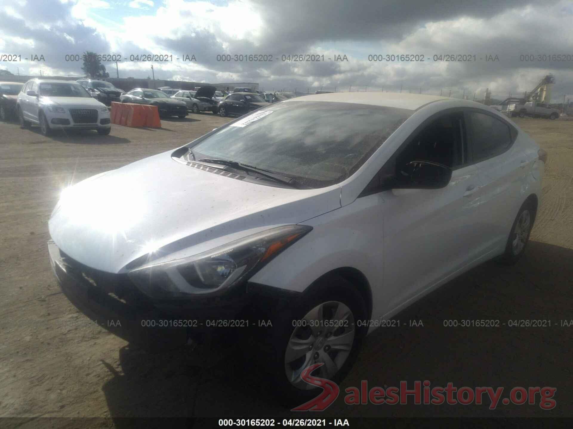 5NPDH4AE5GH740636 2016 HYUNDAI ELANTRA