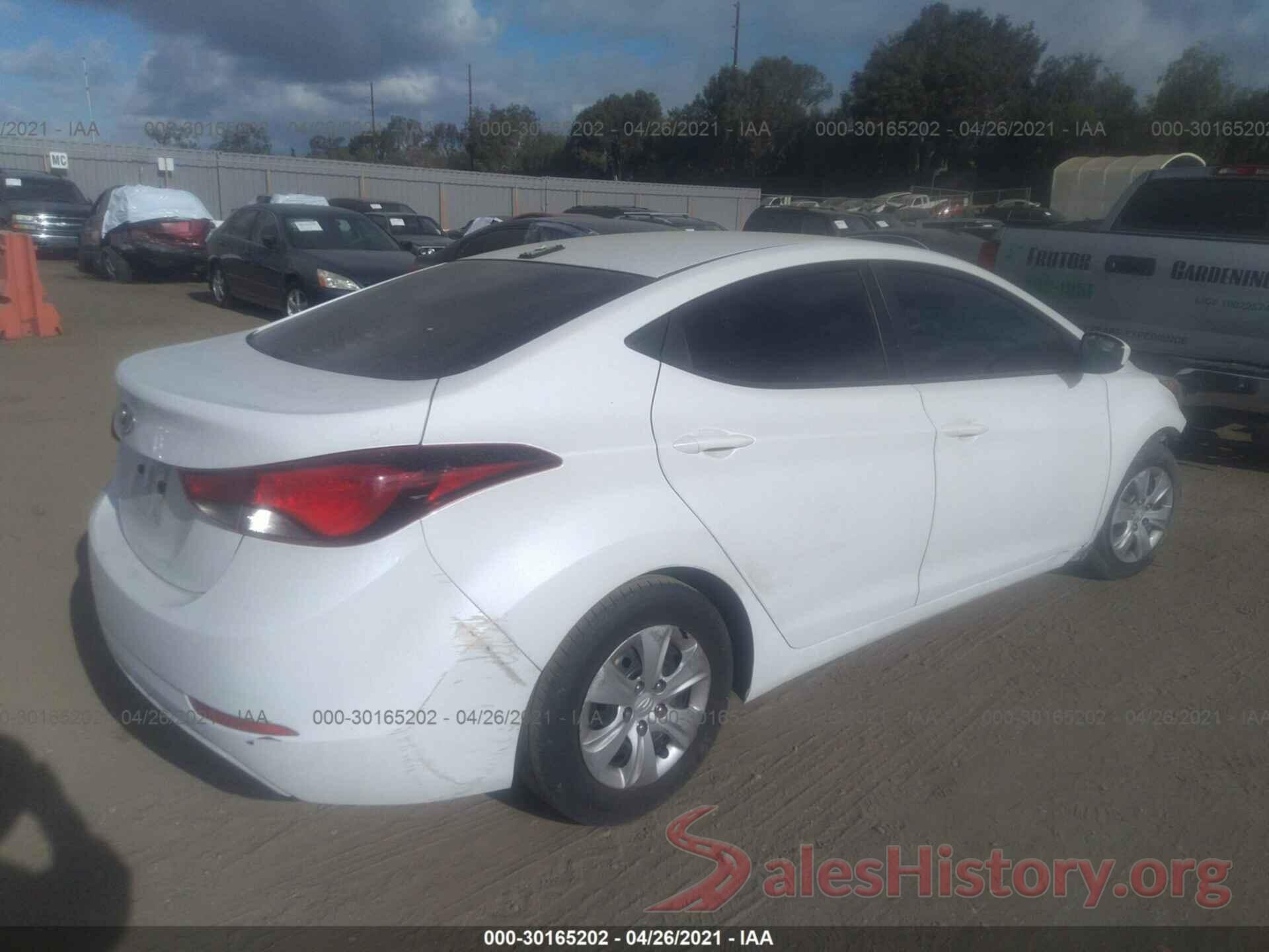 5NPDH4AE5GH740636 2016 HYUNDAI ELANTRA