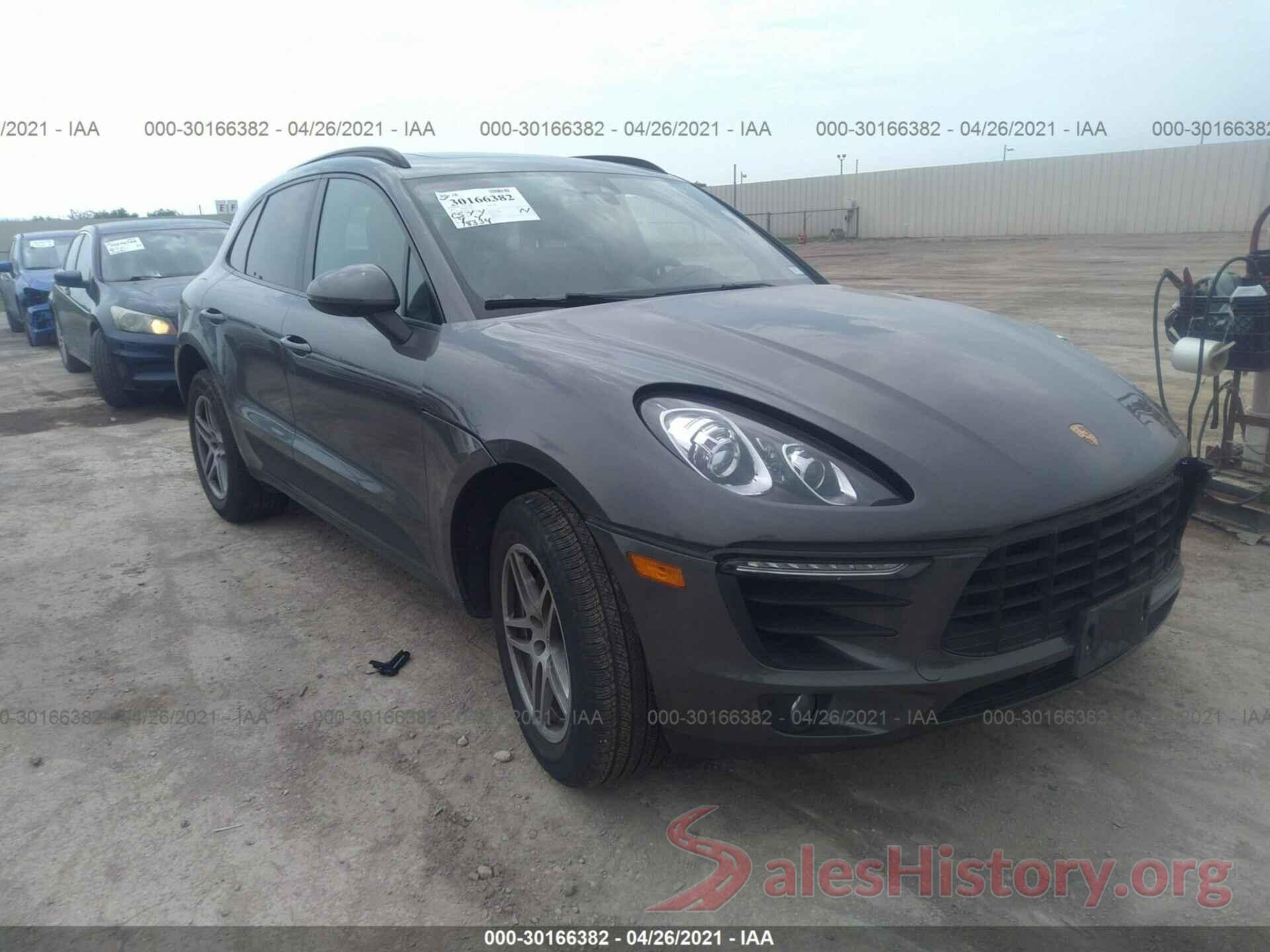 WP1AA2A53JLB17934 2018 PORSCHE MACAN