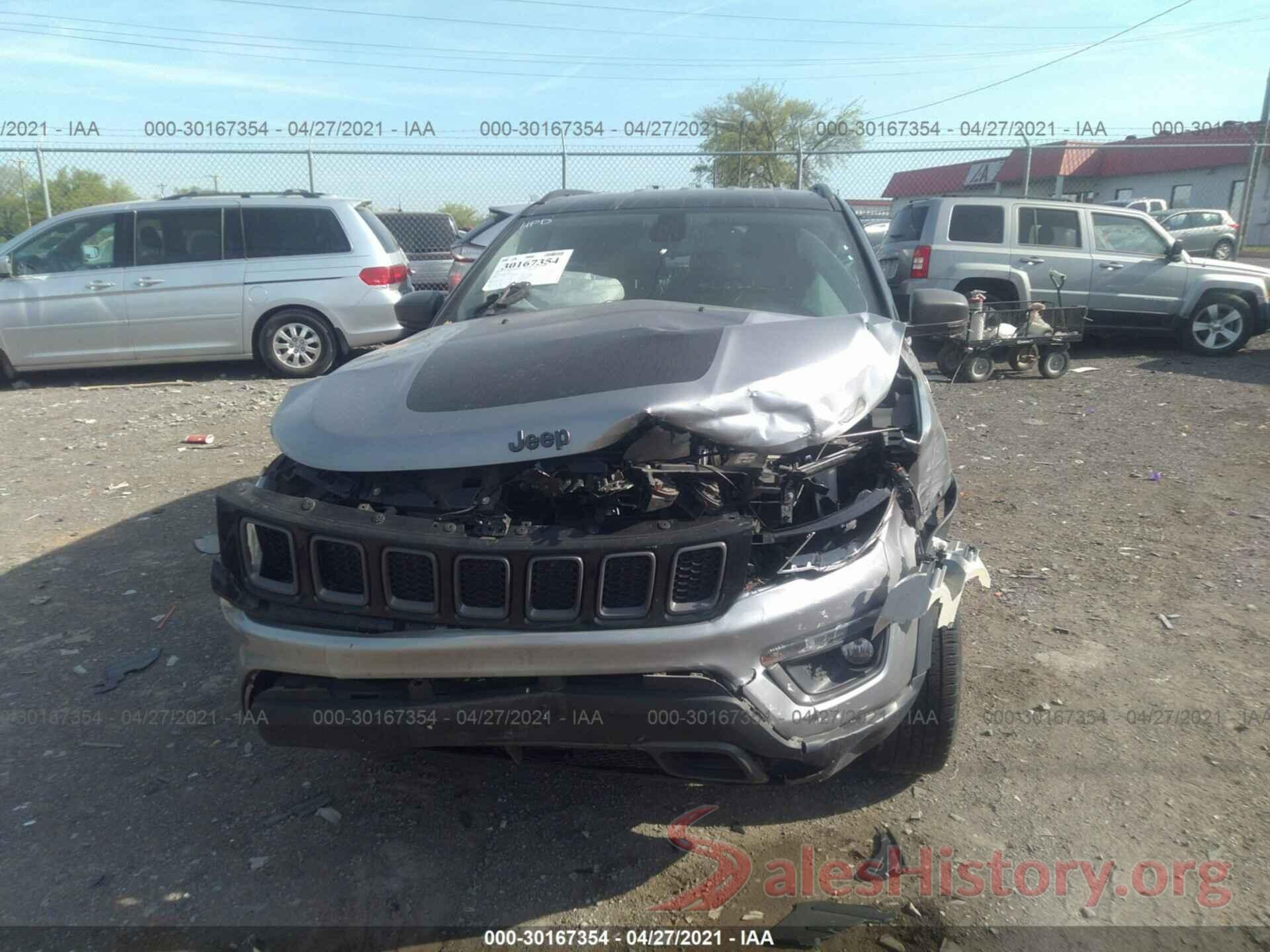 3C4NJDDB4JT451152 2018 JEEP COMPASS