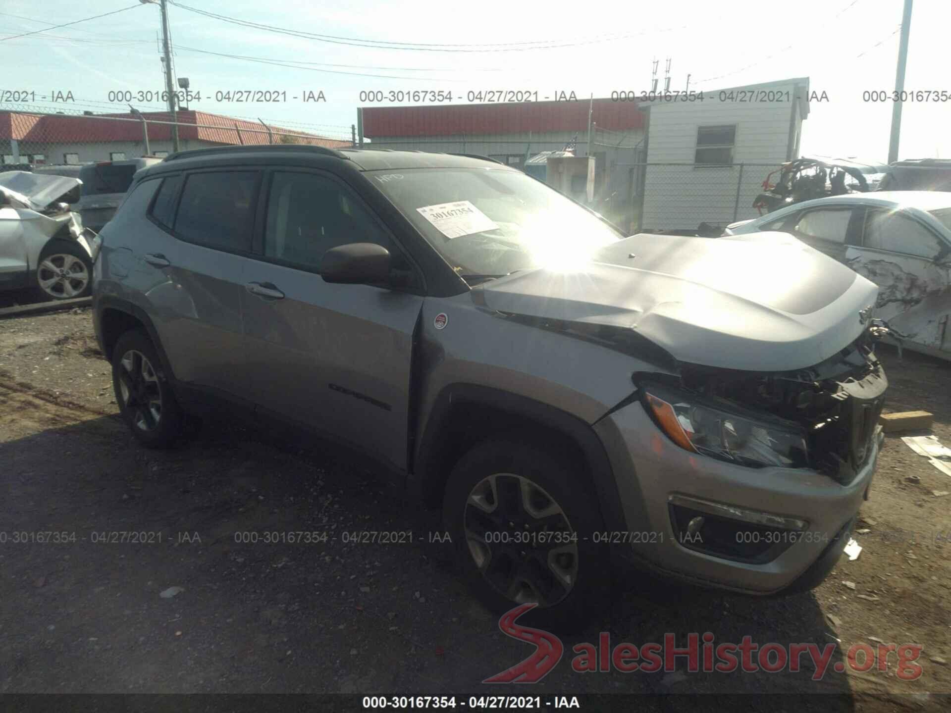 3C4NJDDB4JT451152 2018 JEEP COMPASS