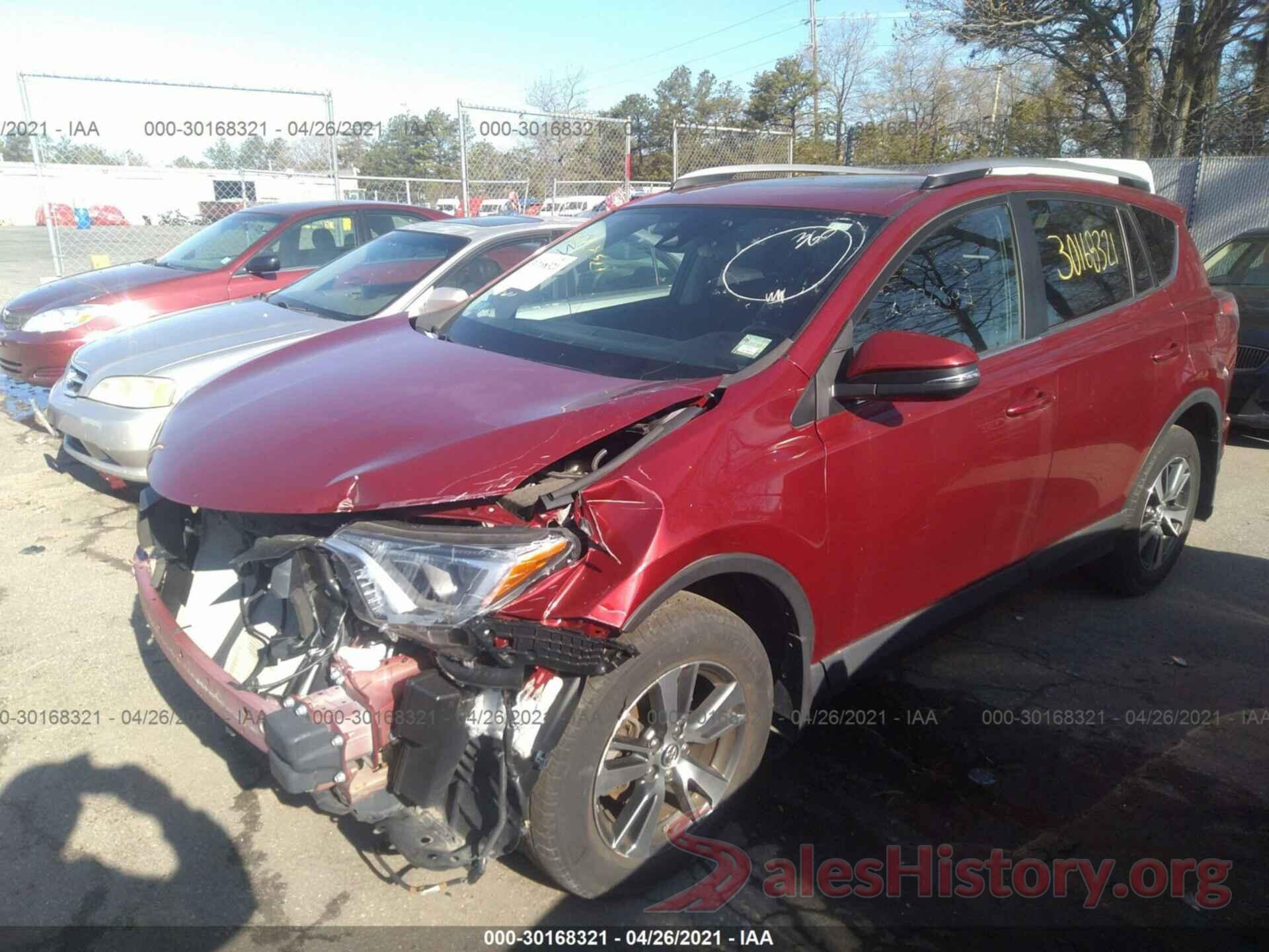 2T3RFREV2JW751175 2018 TOYOTA RAV4