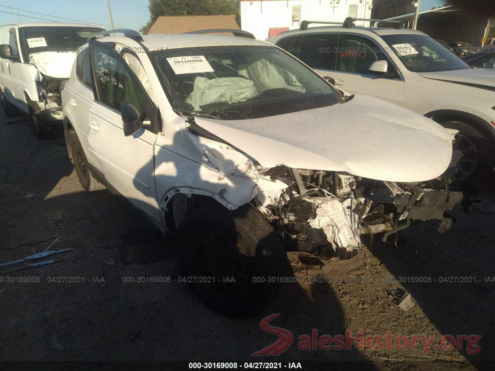 2T3ZFREV8HW380663 2017 TOYOTA RAV4