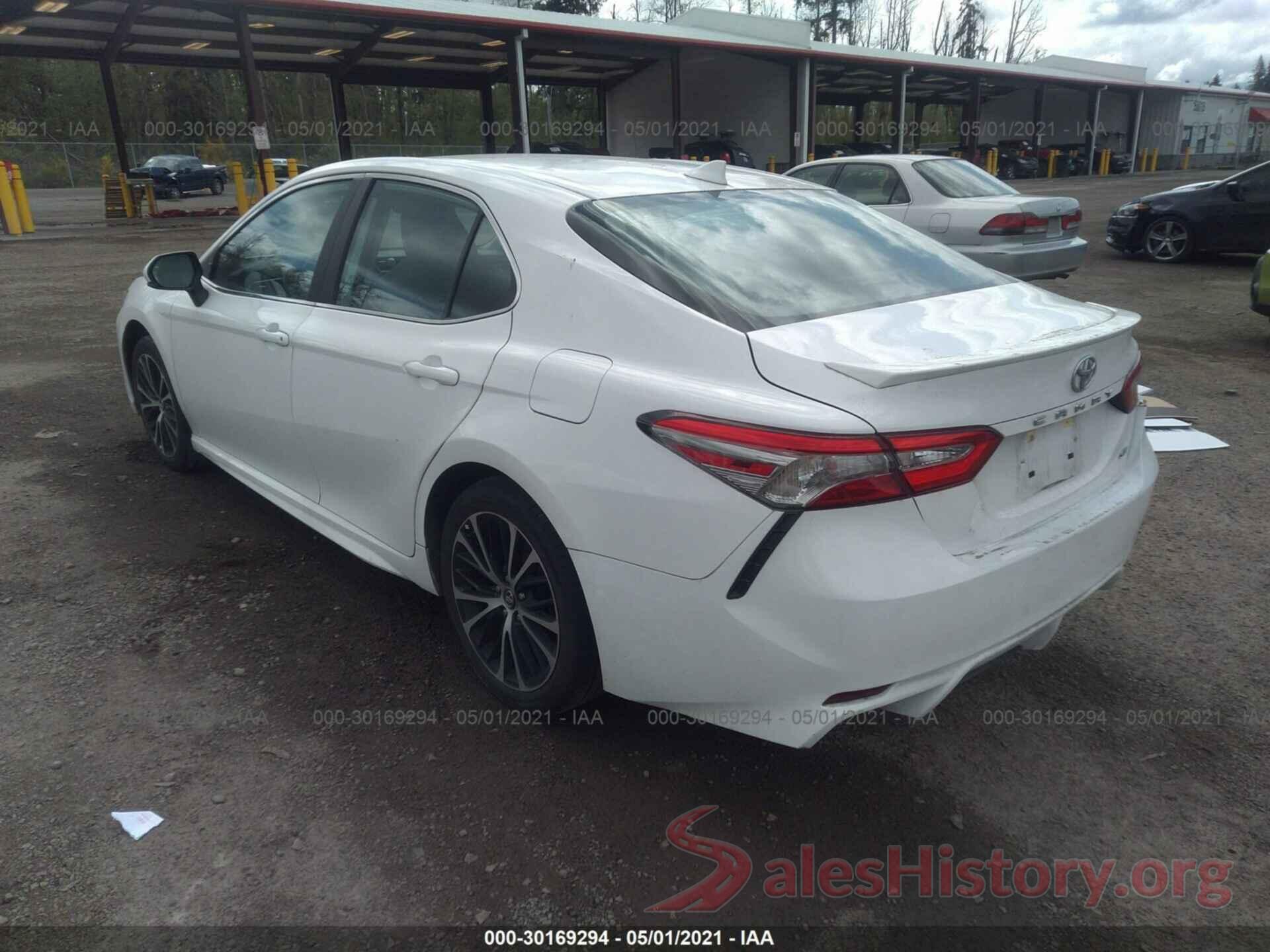 4T1B11HK2KU718044 2019 TOYOTA CAMRY