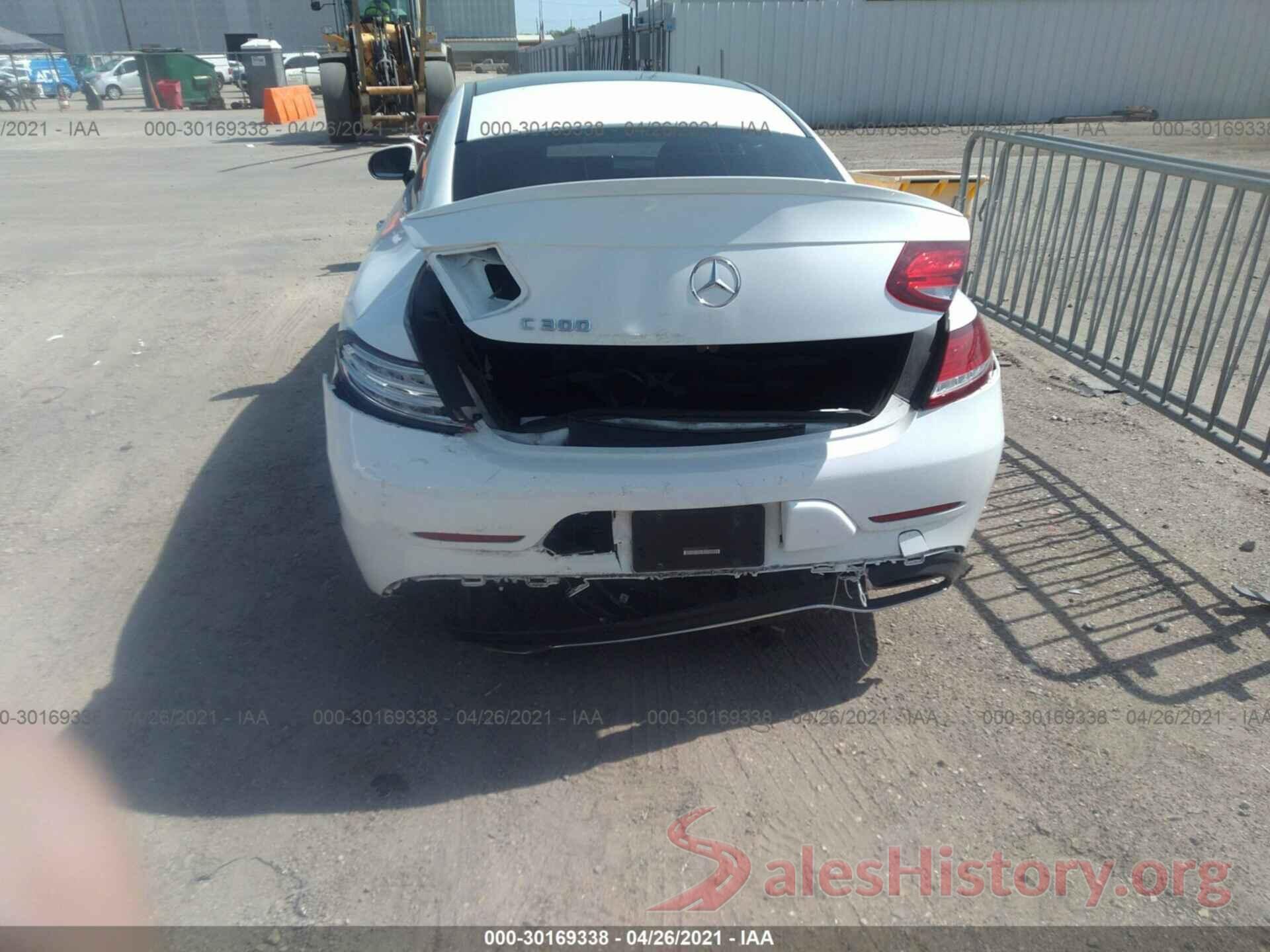 WDDWJ4JB4HF591835 2017 MERCEDES-BENZ C-CLASS