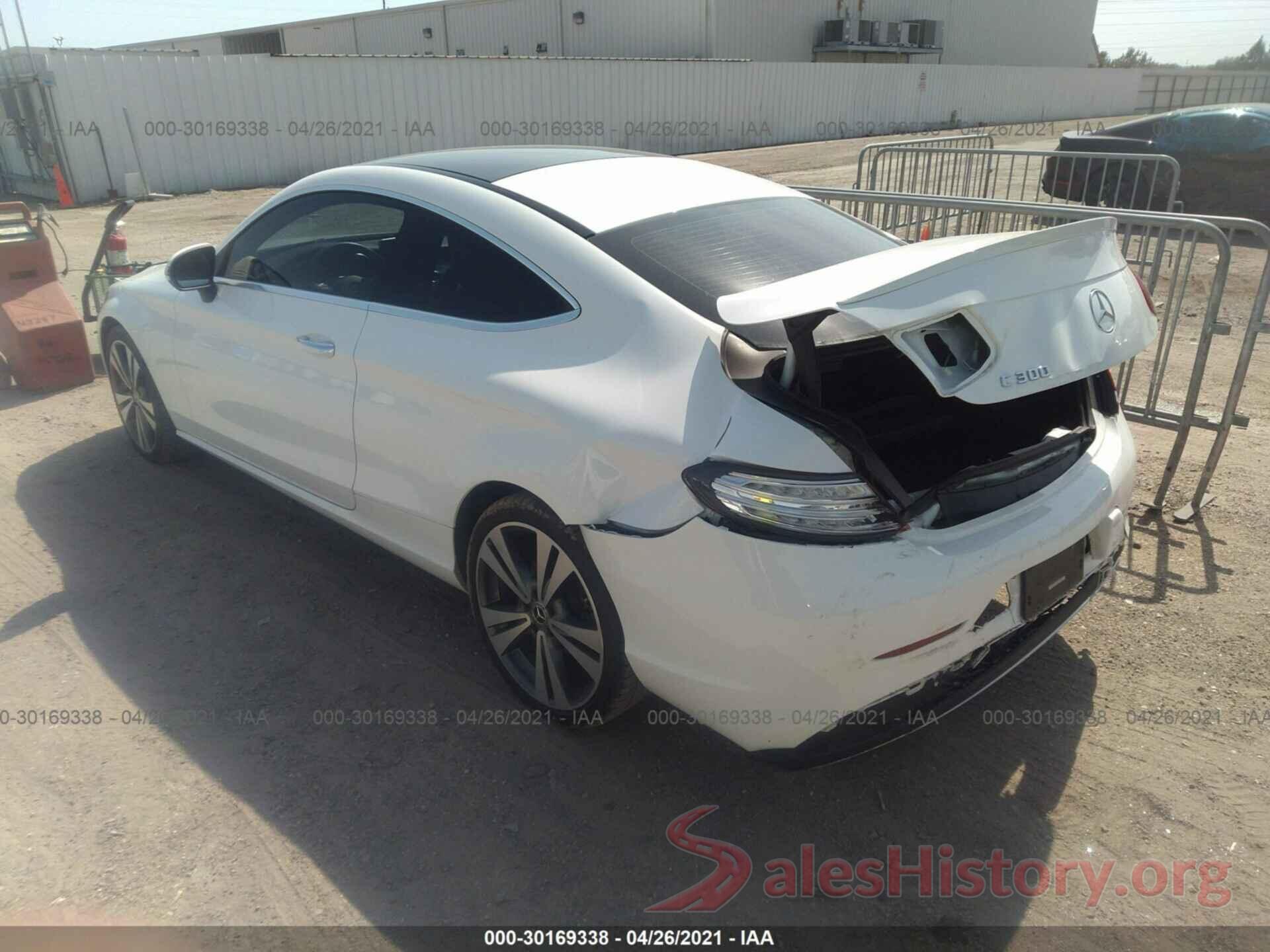 WDDWJ4JB4HF591835 2017 MERCEDES-BENZ C-CLASS