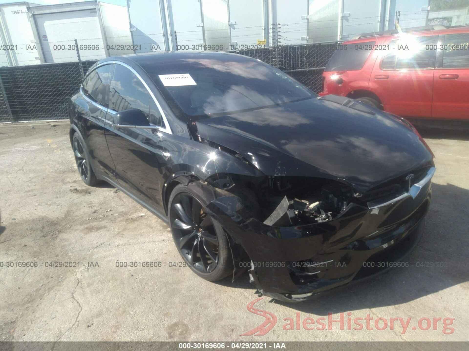 5YJXCDE29HF052120 2017 TESLA MODEL X