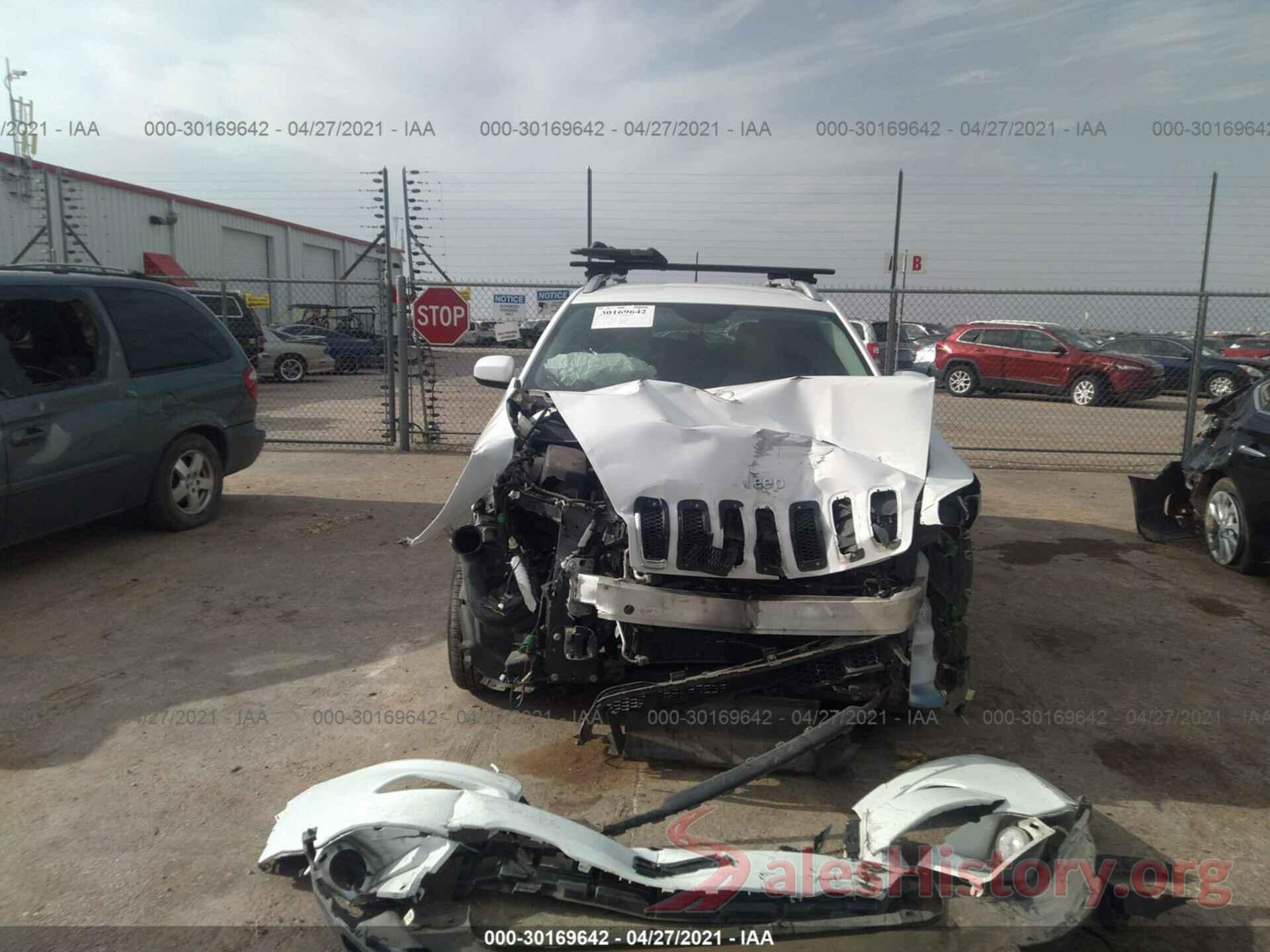 1C4PJLCS2GW320194 2016 JEEP CHEROKEE