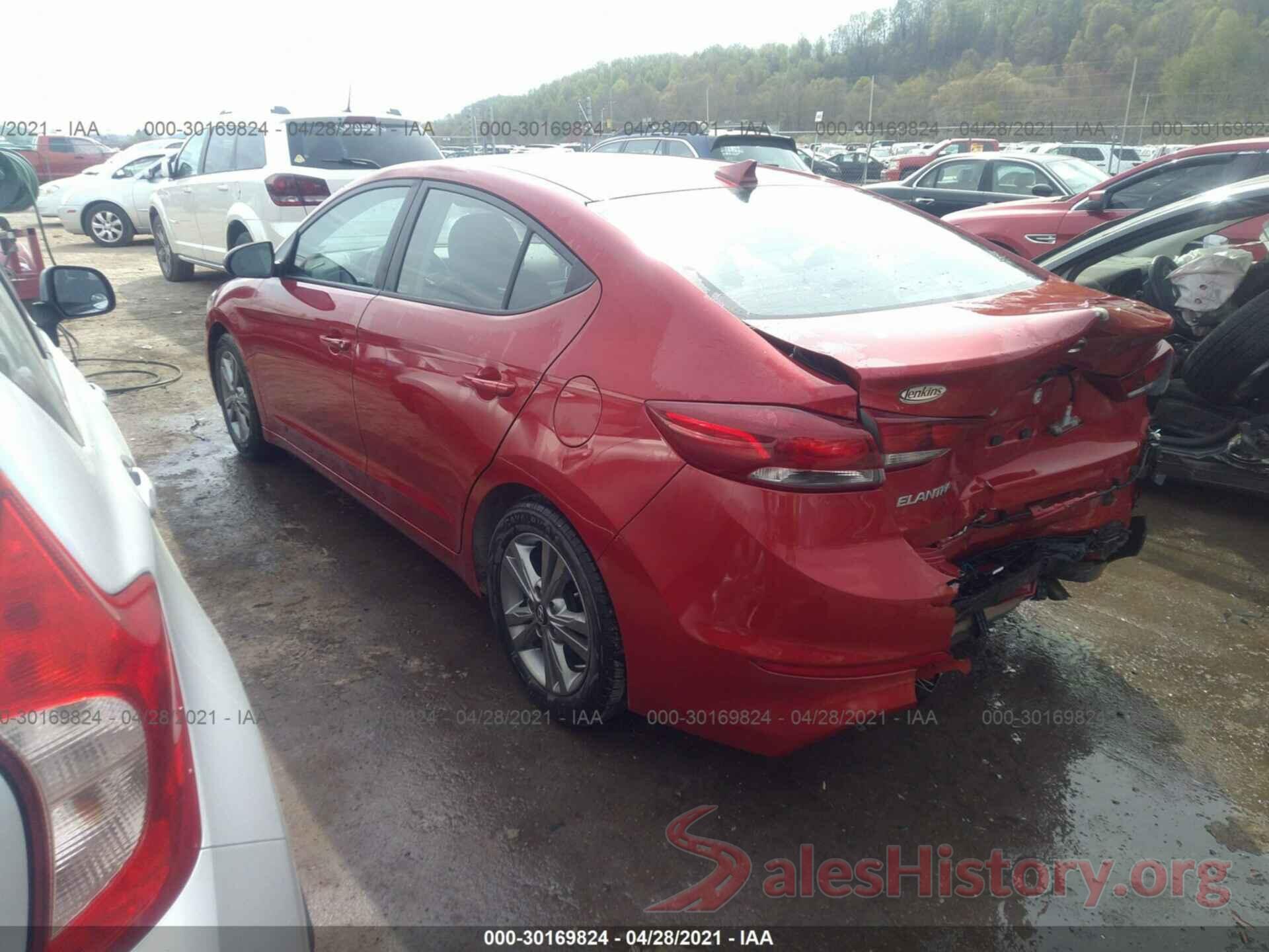 5NPD84LFXJH392958 2018 HYUNDAI ELANTRA