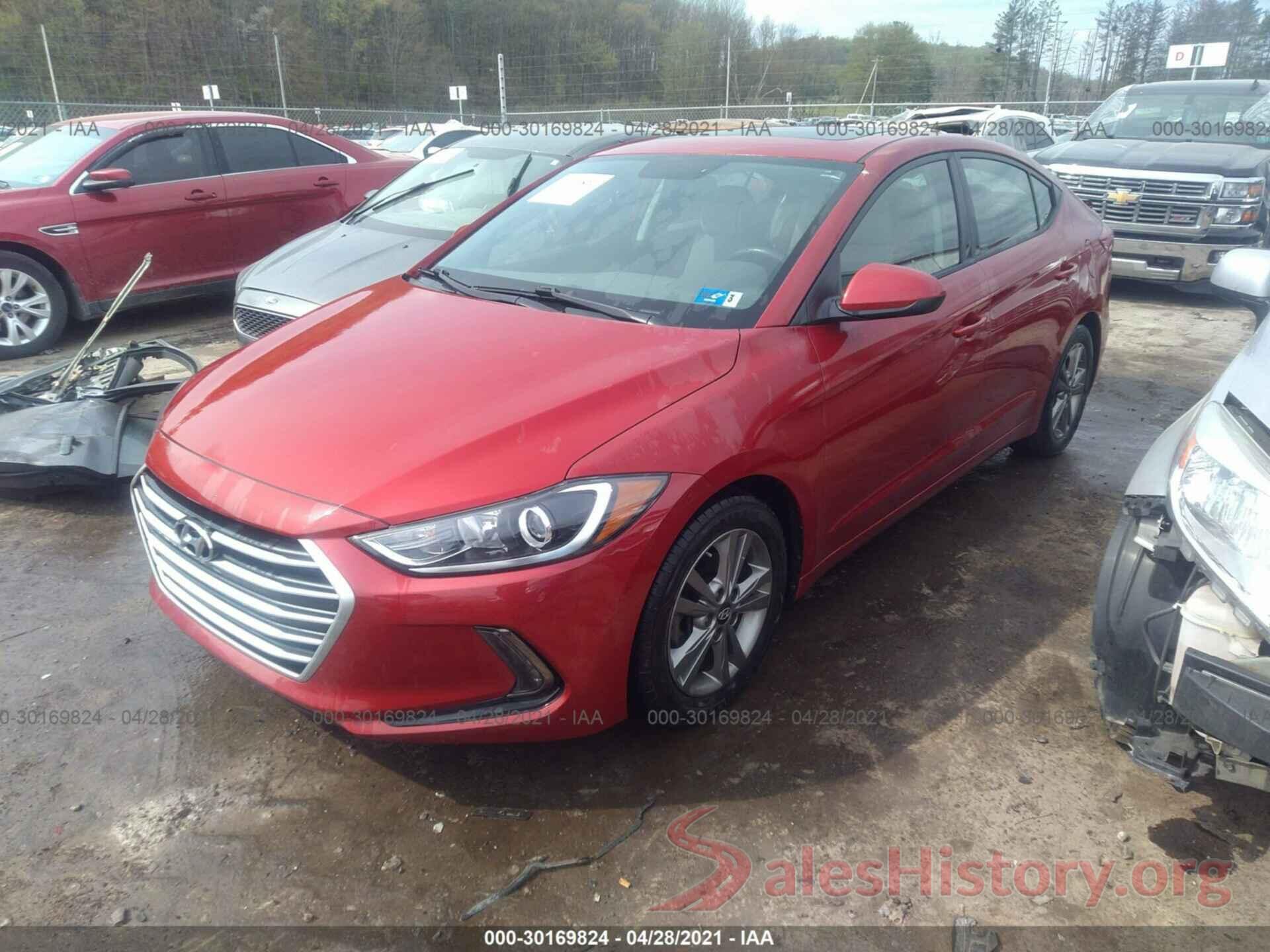 5NPD84LFXJH392958 2018 HYUNDAI ELANTRA