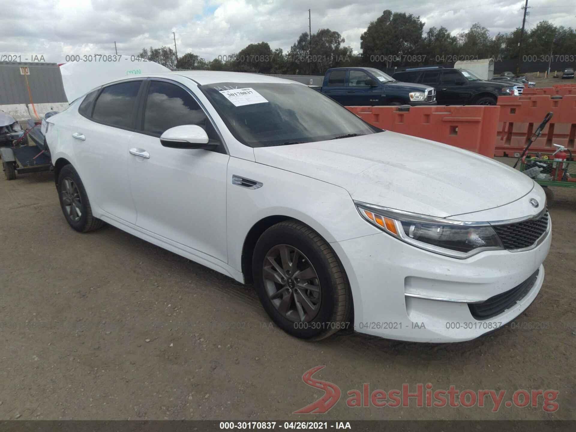 5XXGT4L33JG205458 2018 KIA OPTIMA