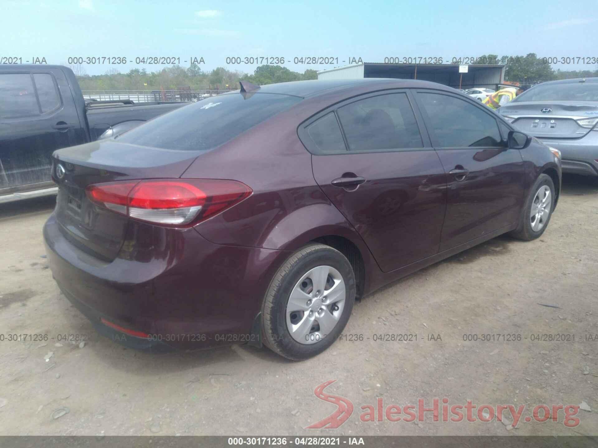 3KPFK4A7XJE198151 2018 KIA FORTE