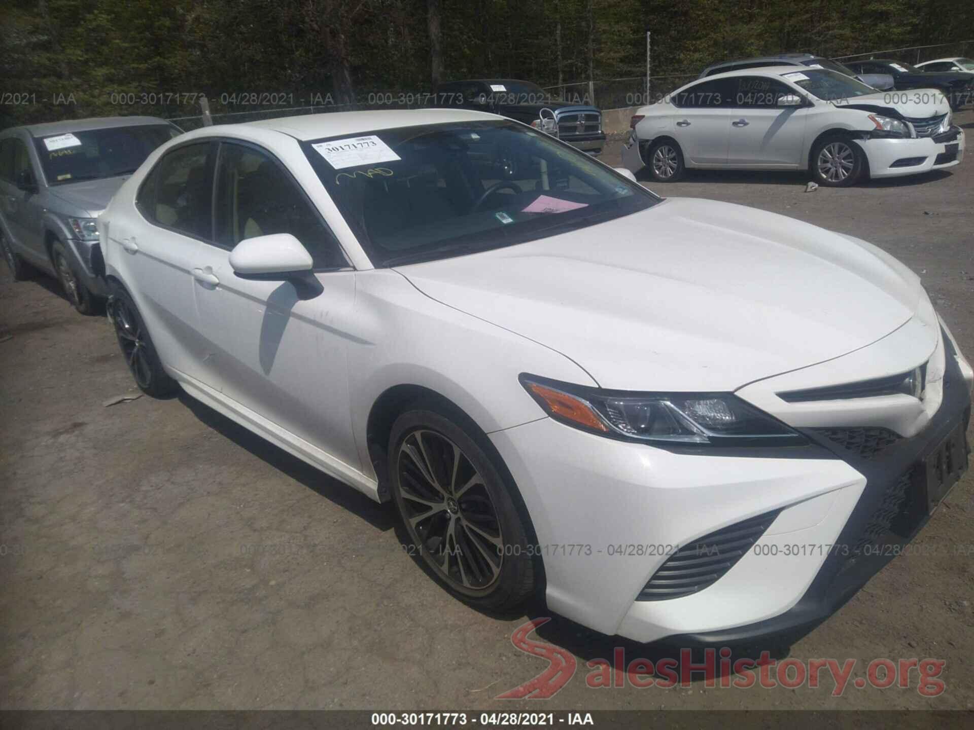 JTNB11HKXJ3007177 2018 TOYOTA CAMRY