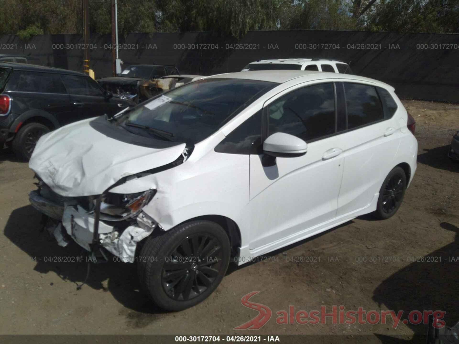 3HGGK5H69JM725563 2018 HONDA FIT