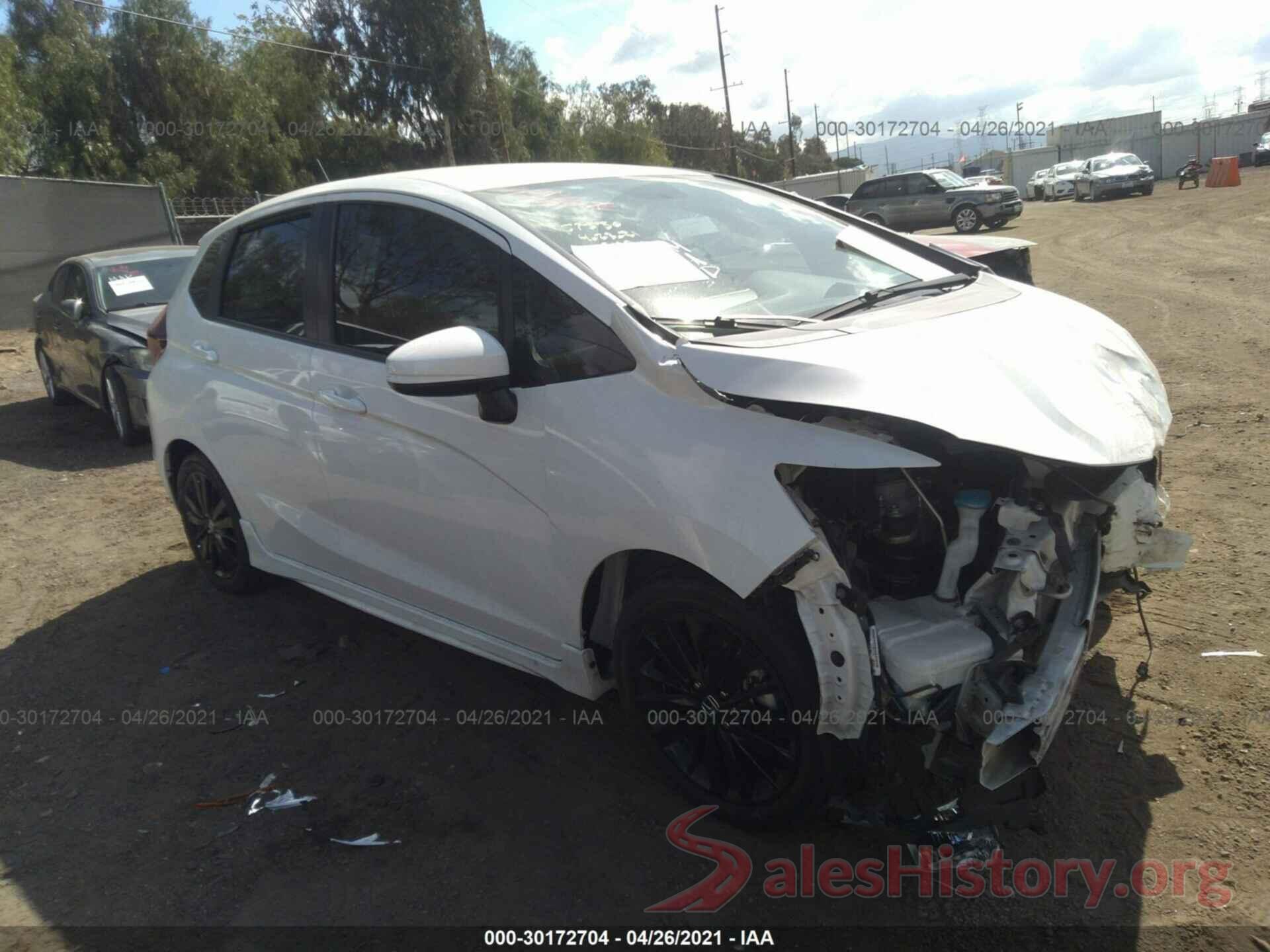 3HGGK5H69JM725563 2018 HONDA FIT