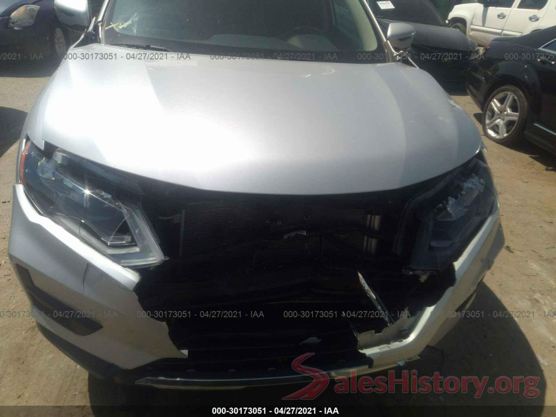 KNMAT2MTXHP592375 2017 NISSAN ROGUE