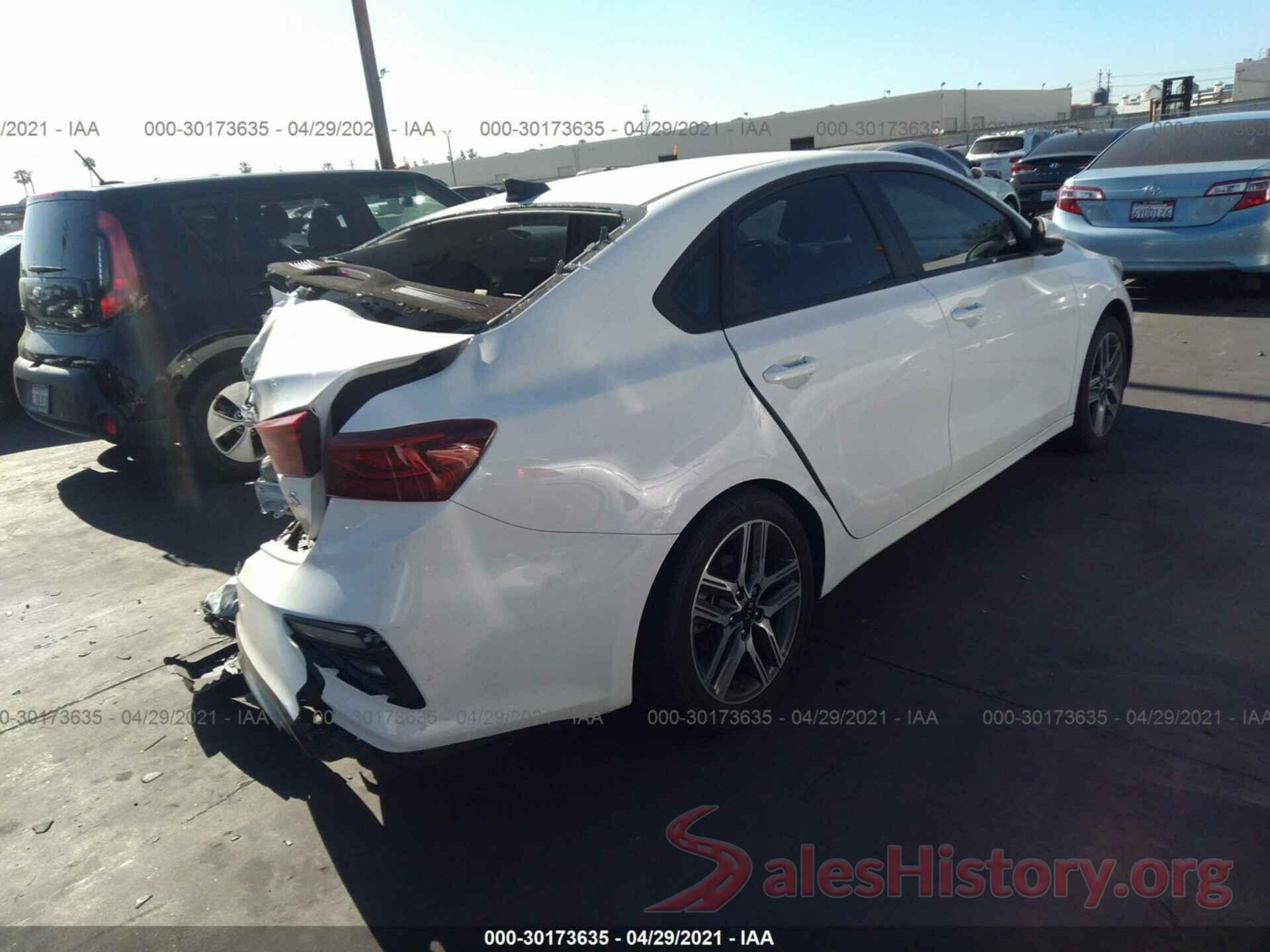 3KPF34AD0KE135855 2019 KIA FORTE