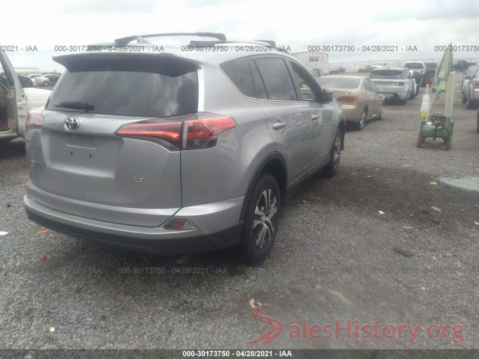 2T3ZFREV0JW418831 2018 TOYOTA RAV4