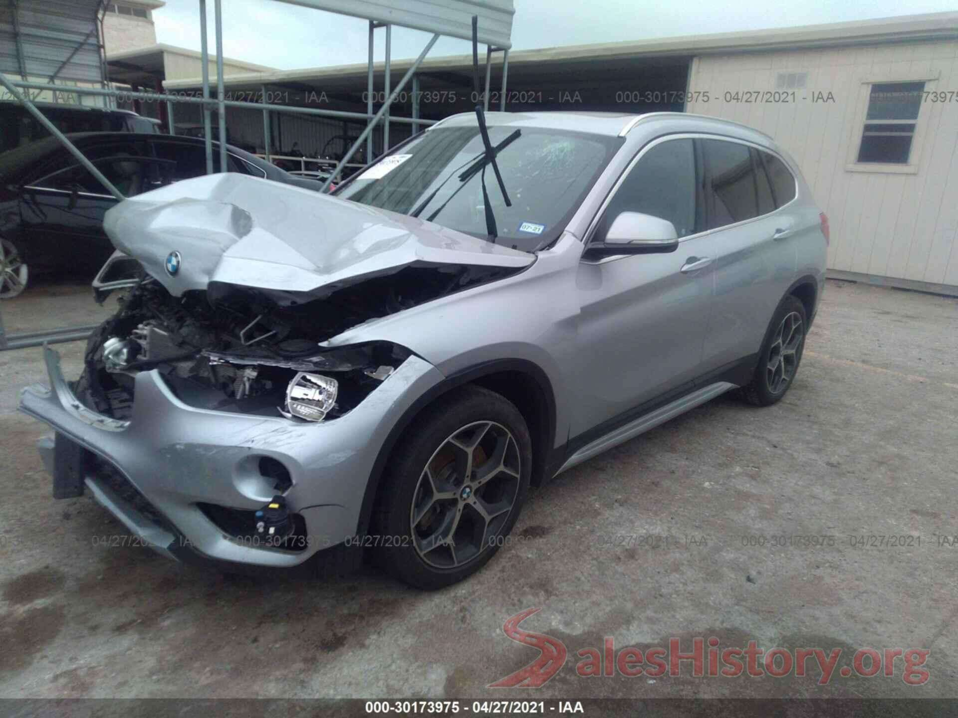 WBXHU7C30J5L08718 2018 BMW X1