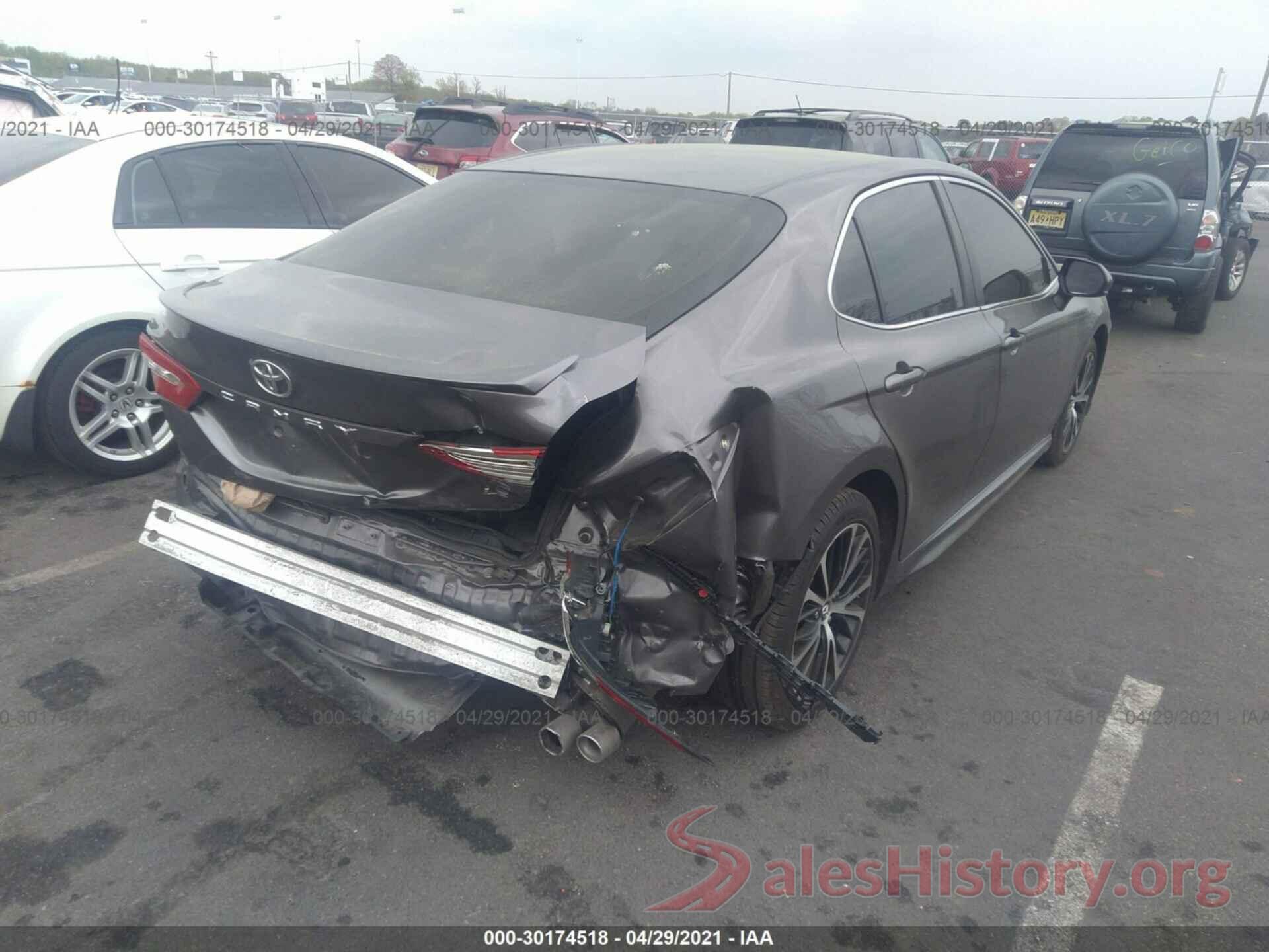 4T1B11HK6JU521148 2018 TOYOTA CAMRY