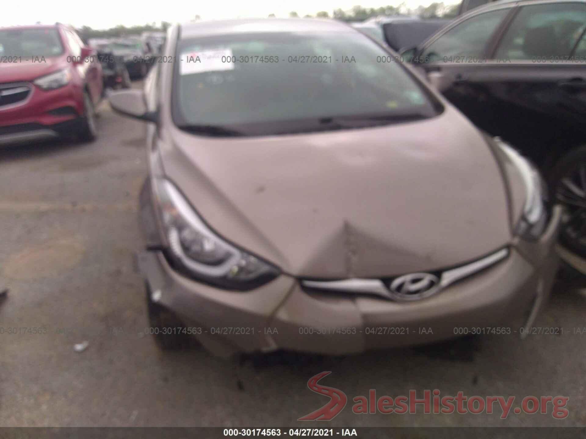 5NPDH4AE5GH766864 2016 HYUNDAI ELANTRA