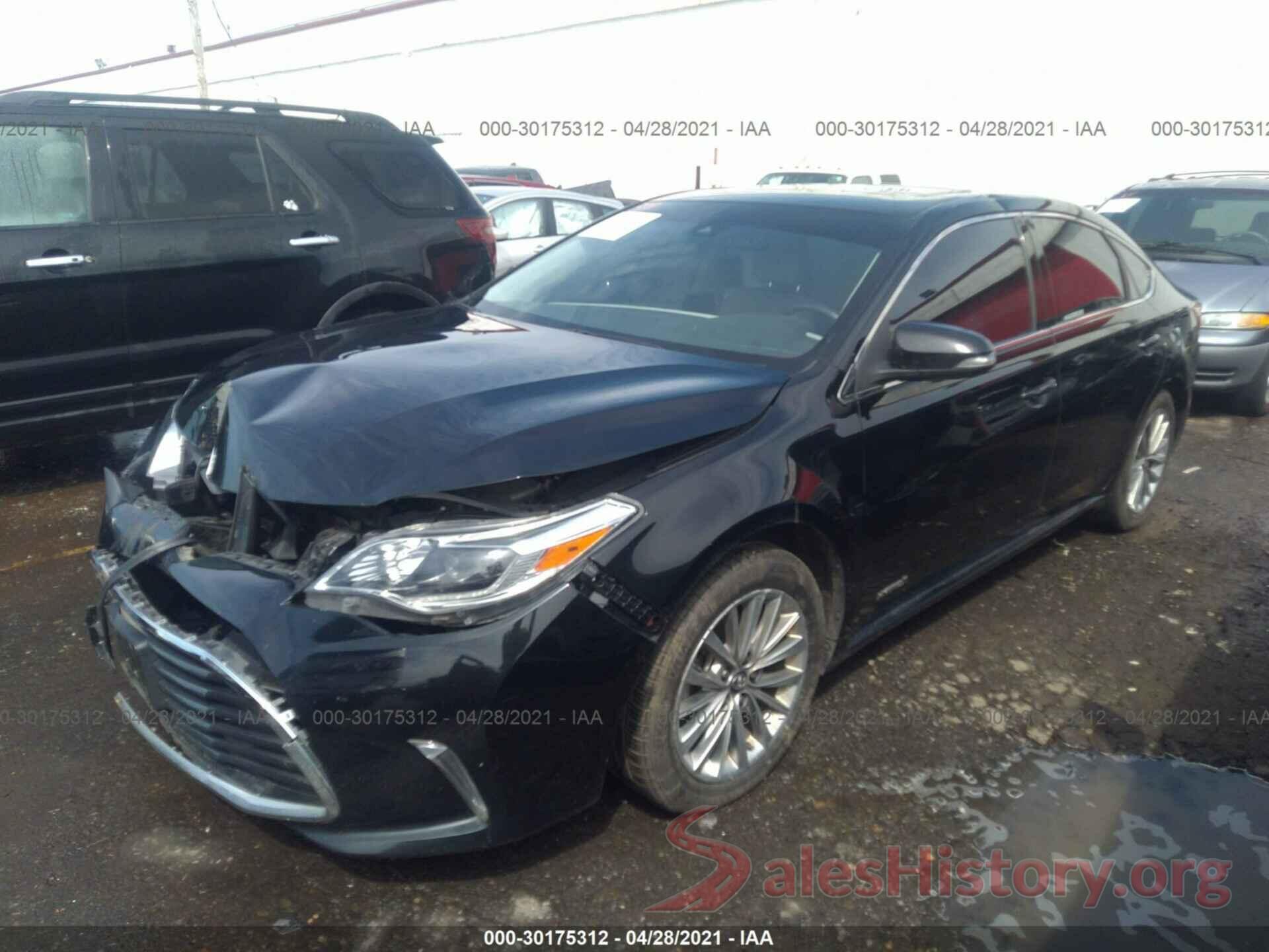 4T1BD1EB3JU064715 2018 TOYOTA AVALON