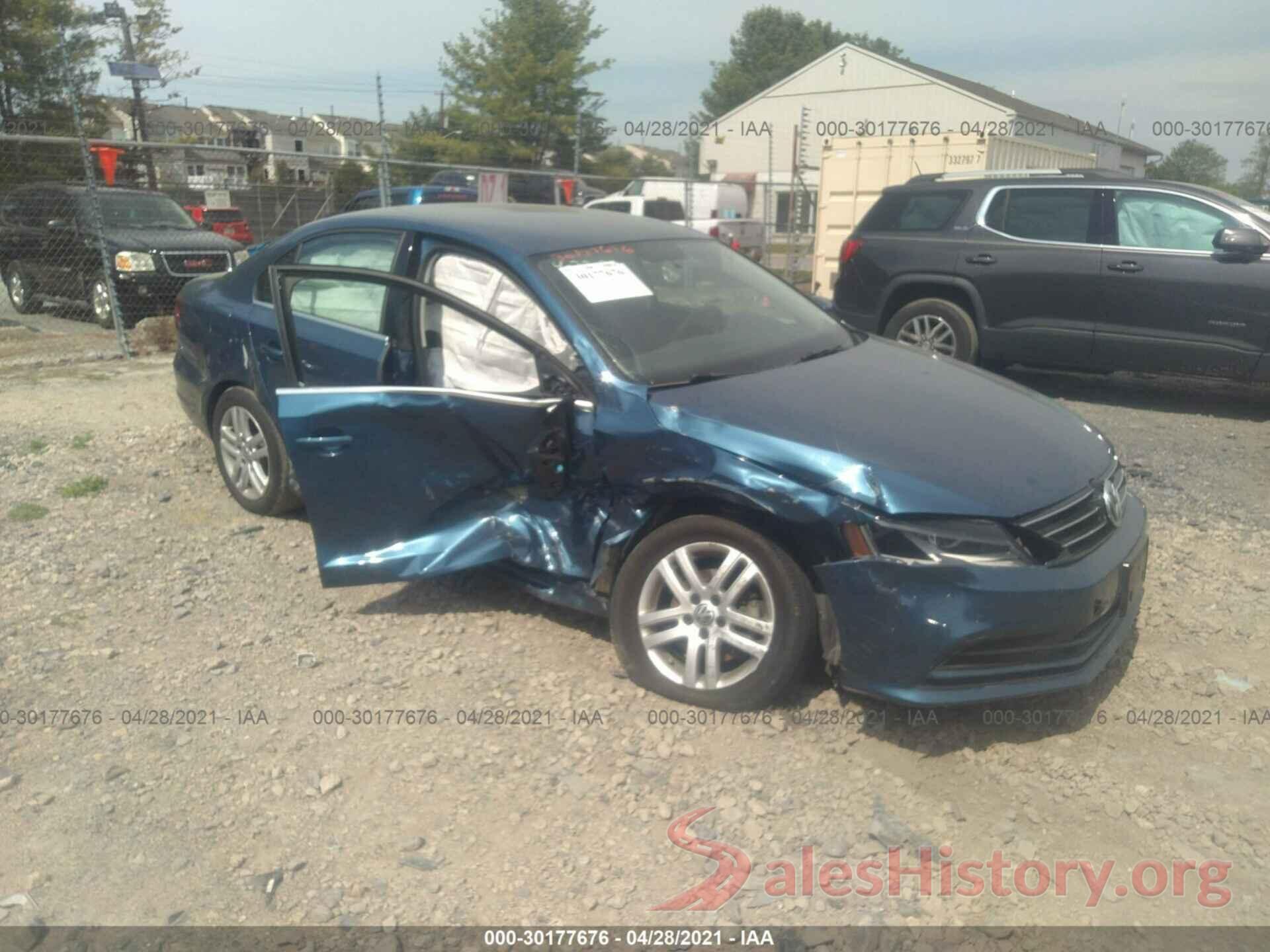 3VW2B7AJ1HM233765 2017 VOLKSWAGEN JETTA