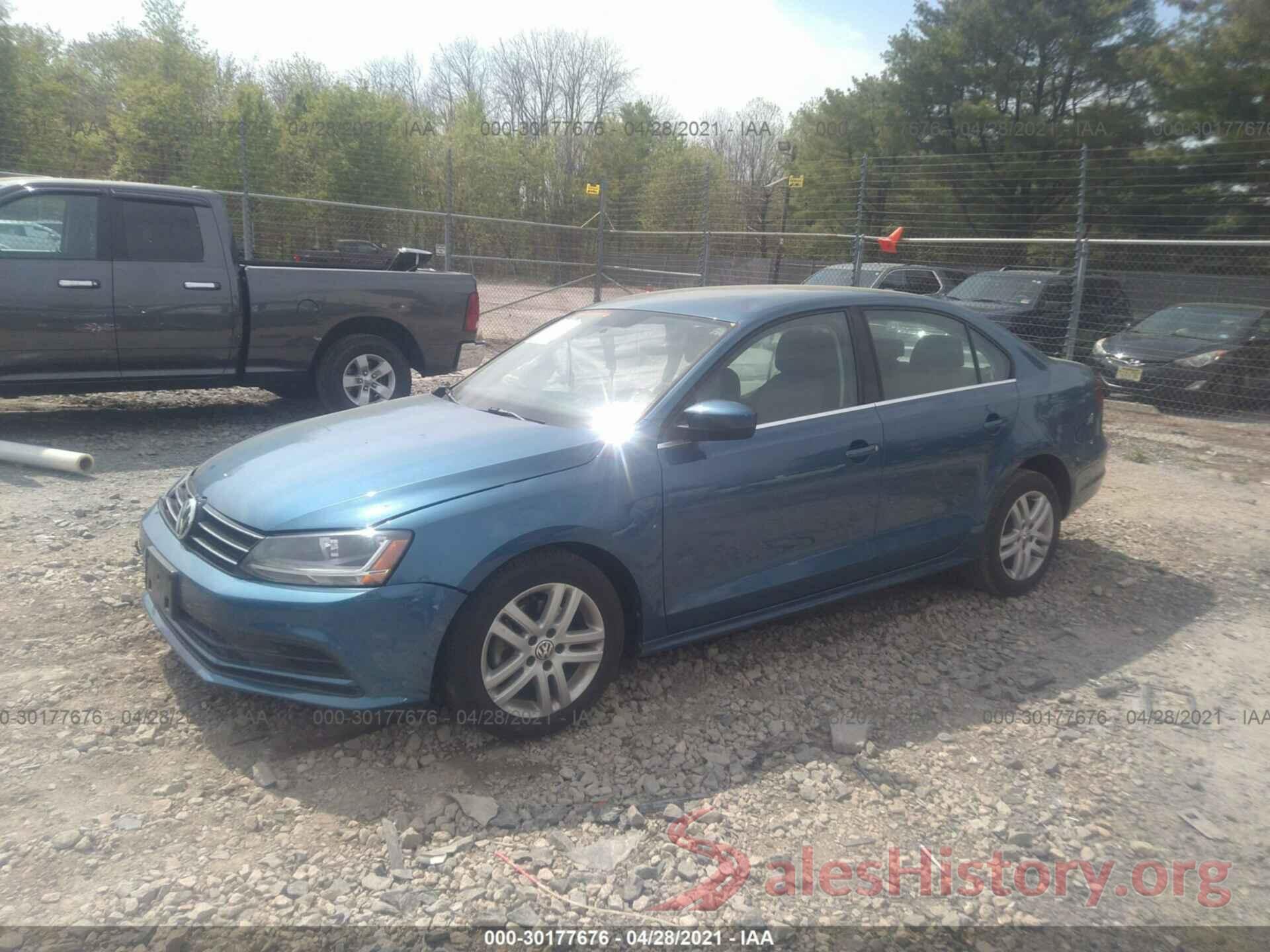 3VW2B7AJ1HM233765 2017 VOLKSWAGEN JETTA