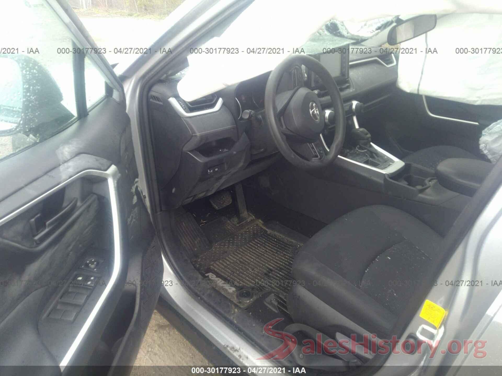 2T3G1RFV3KW017053 2019 TOYOTA RAV4