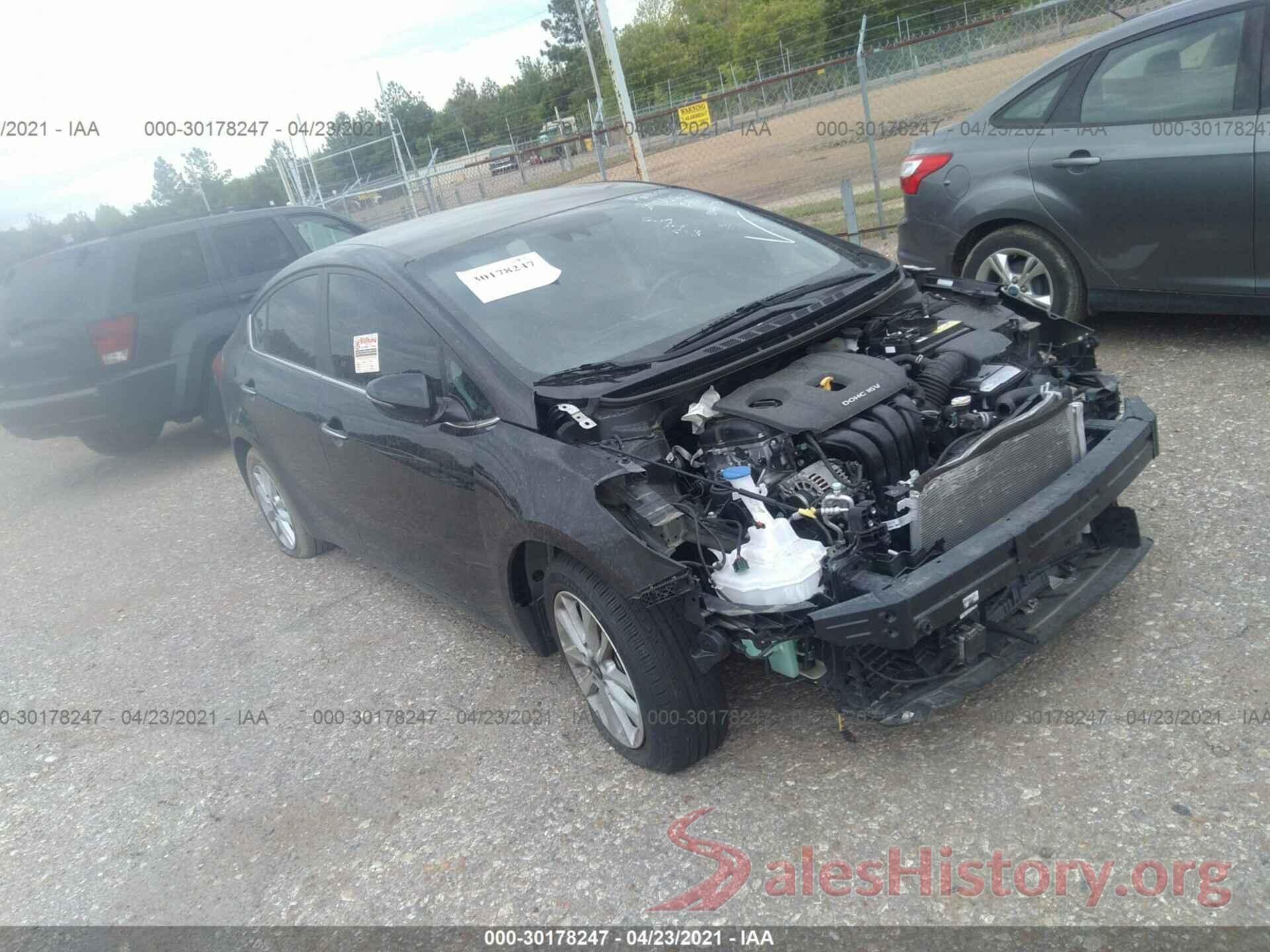 3KPFL4A7XHE044773 2017 KIA FORTE