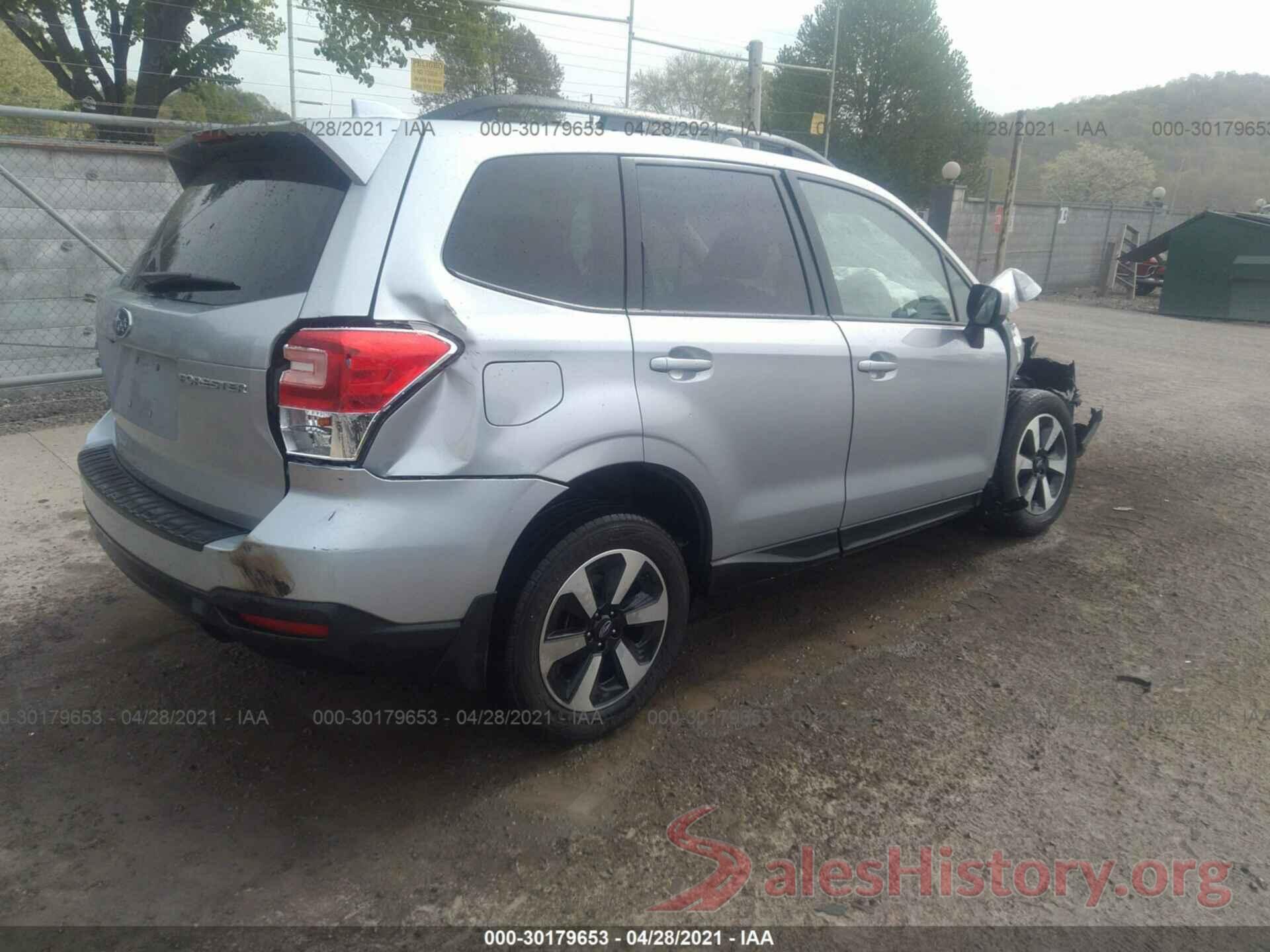 JF2SJAGC9JH604405 2018 SUBARU FORESTER