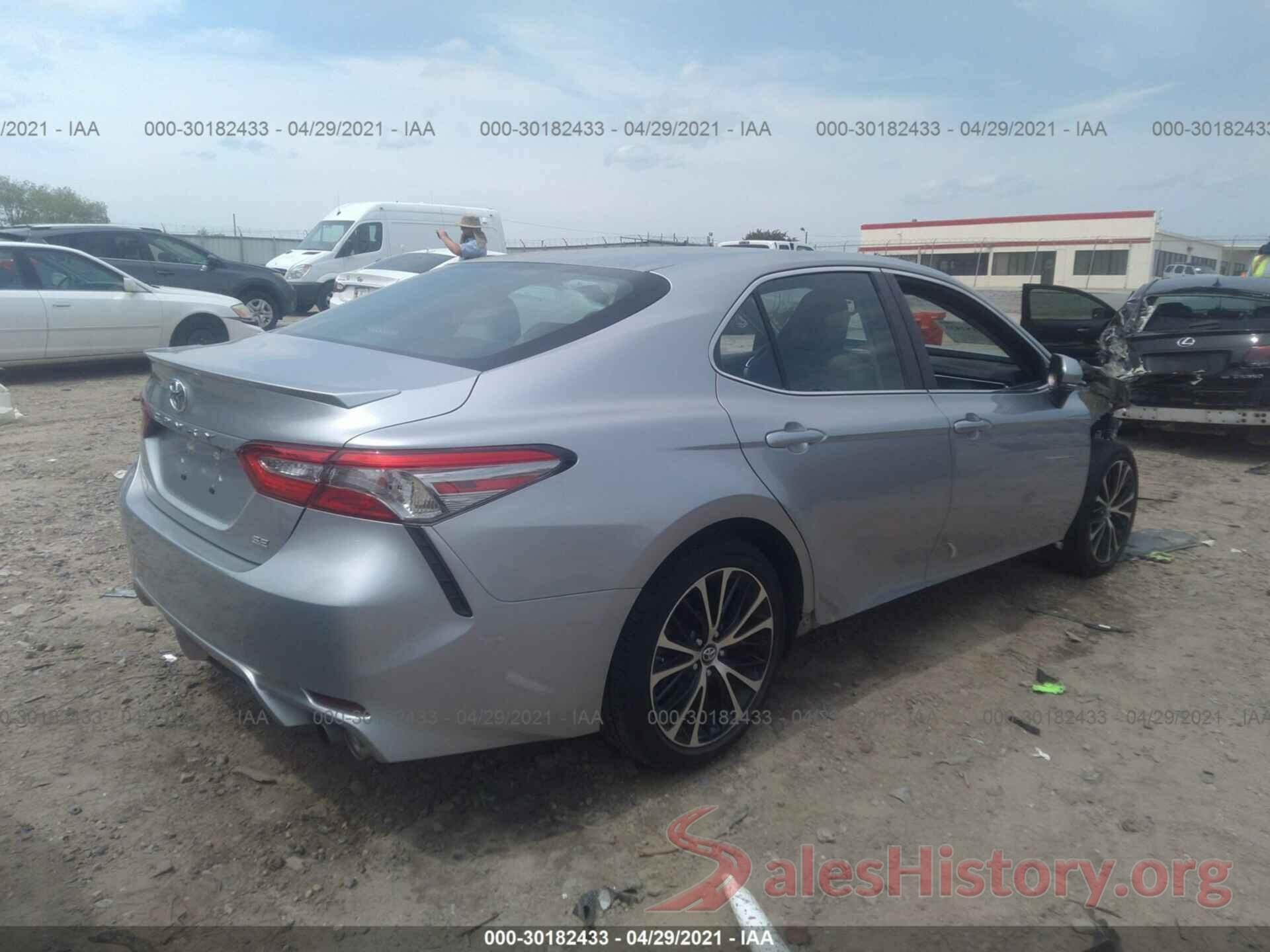 4T1B11HK4JU550342 2018 TOYOTA CAMRY