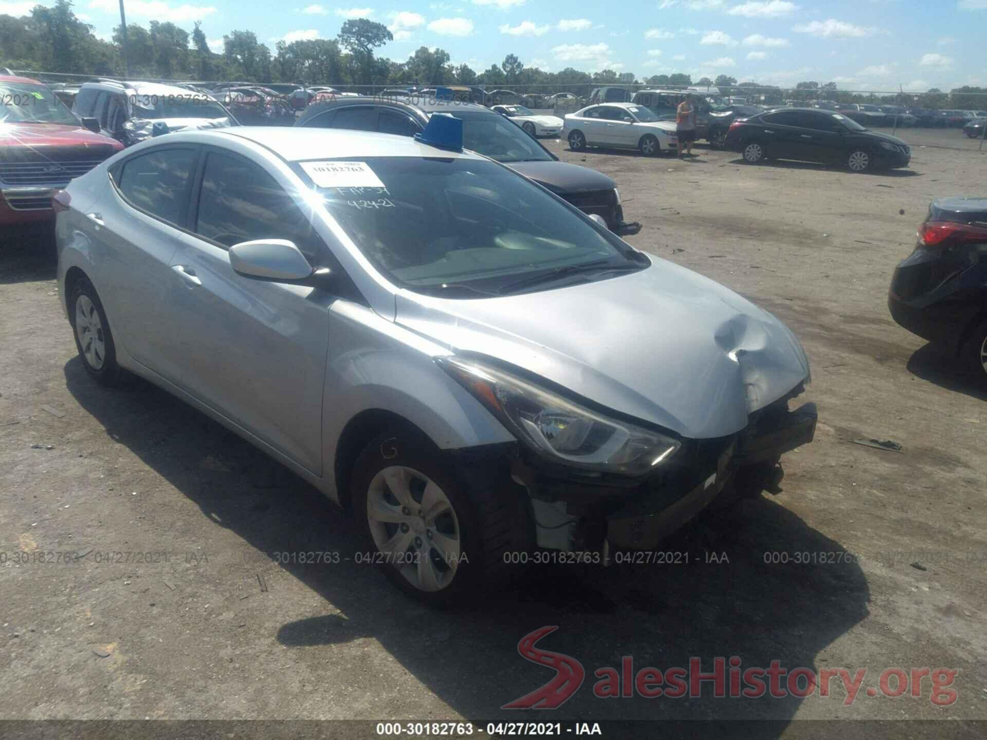 5NPDH4AE3GH700829 2016 HYUNDAI ELANTRA