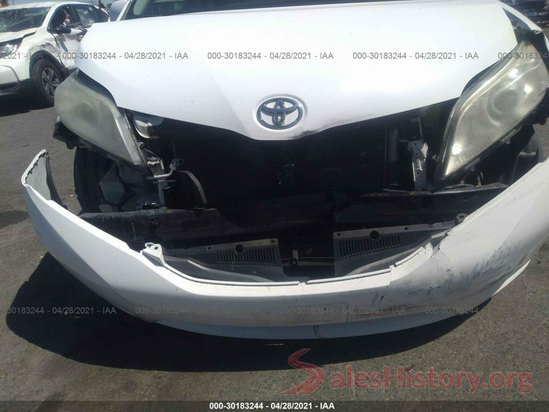 5TDYK3DC0BS061092 2011 TOYOTA SIENNA