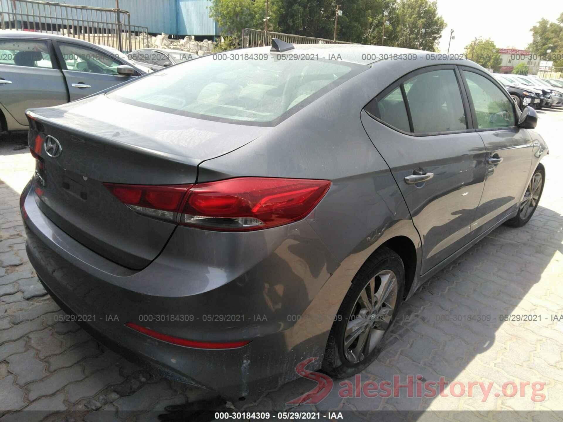 00000000000304676 2018 HYUNDAI ELANTRA