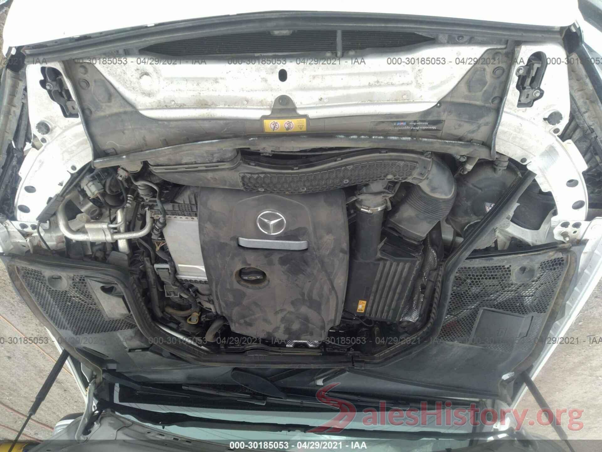 55SWF4JB8JU239748 2018 MERCEDES-BENZ C-CLASS