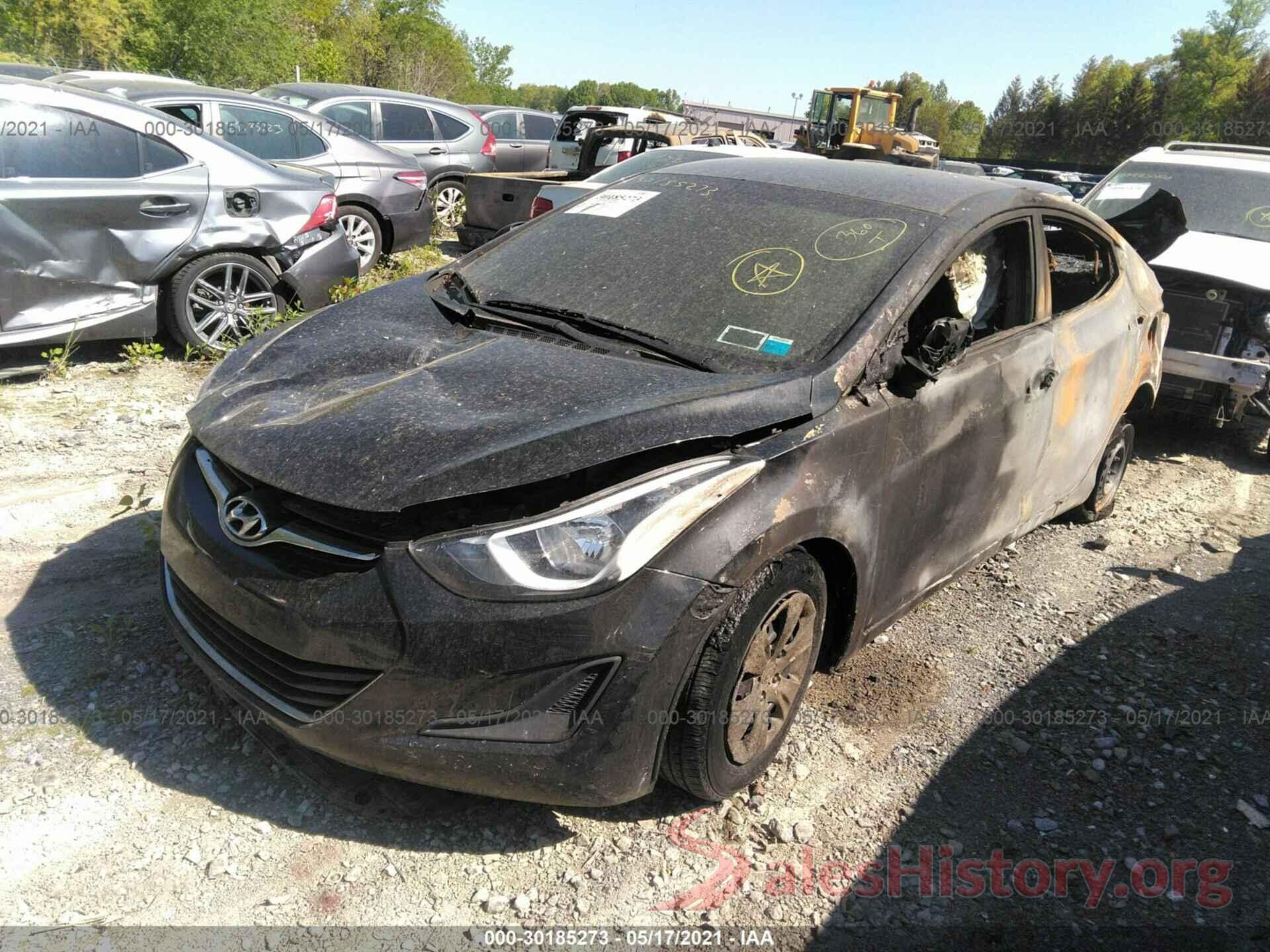 5NPDH4AE0GH796161 2016 HYUNDAI ELANTRA