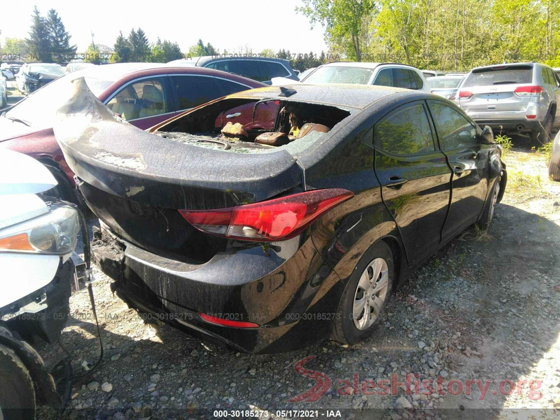 5NPDH4AE0GH796161 2016 HYUNDAI ELANTRA