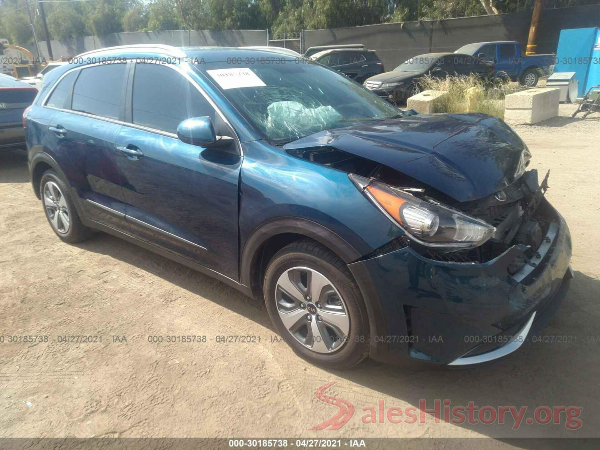 KNDCB3LC8K5346088 2019 KIA NIRO