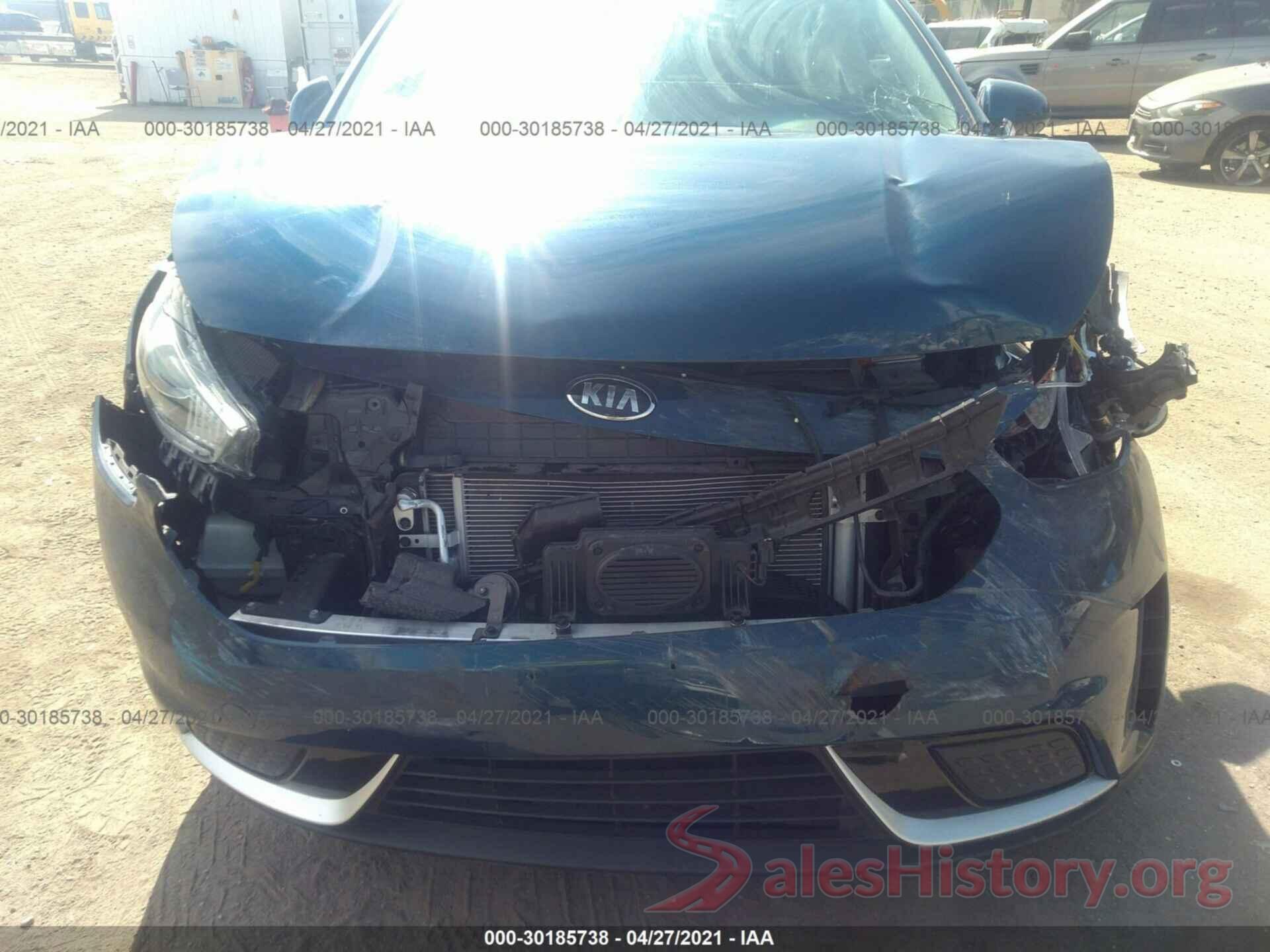 KNDCB3LC8K5346088 2019 KIA NIRO