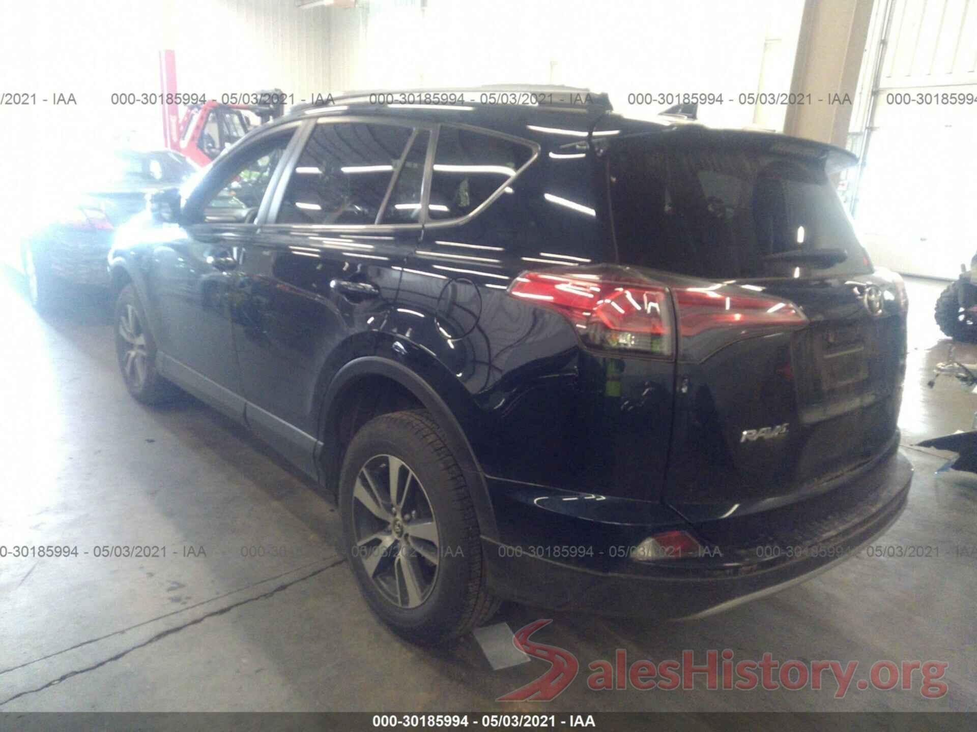 JTMRFREV3JD232875 2018 TOYOTA RAV4