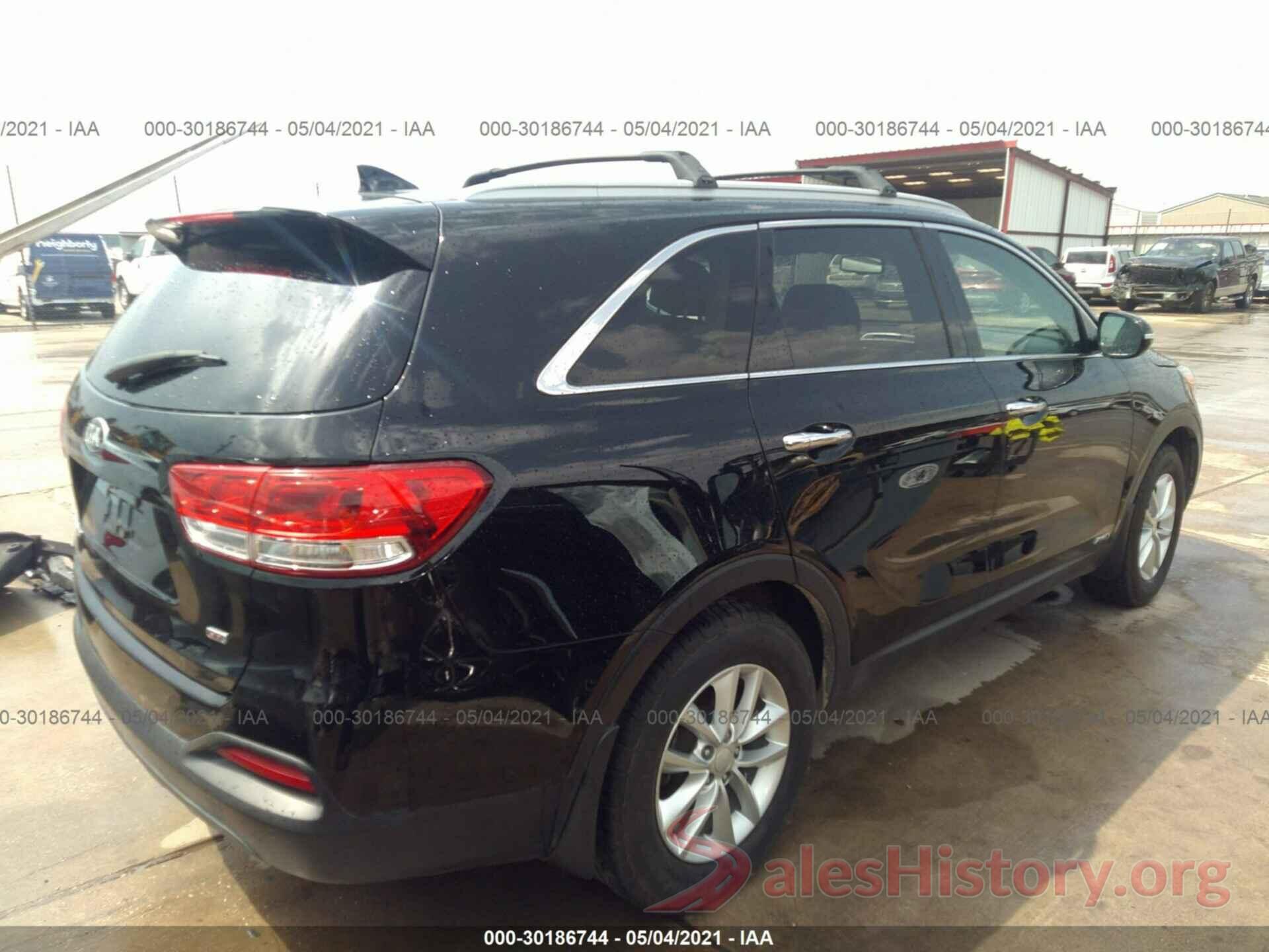 5XYPGDA32HG256110 2017 KIA SORENTO