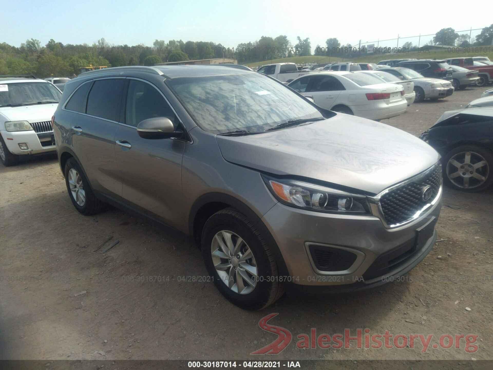 5XYPG4A38HG258637 2017 KIA SORENTO