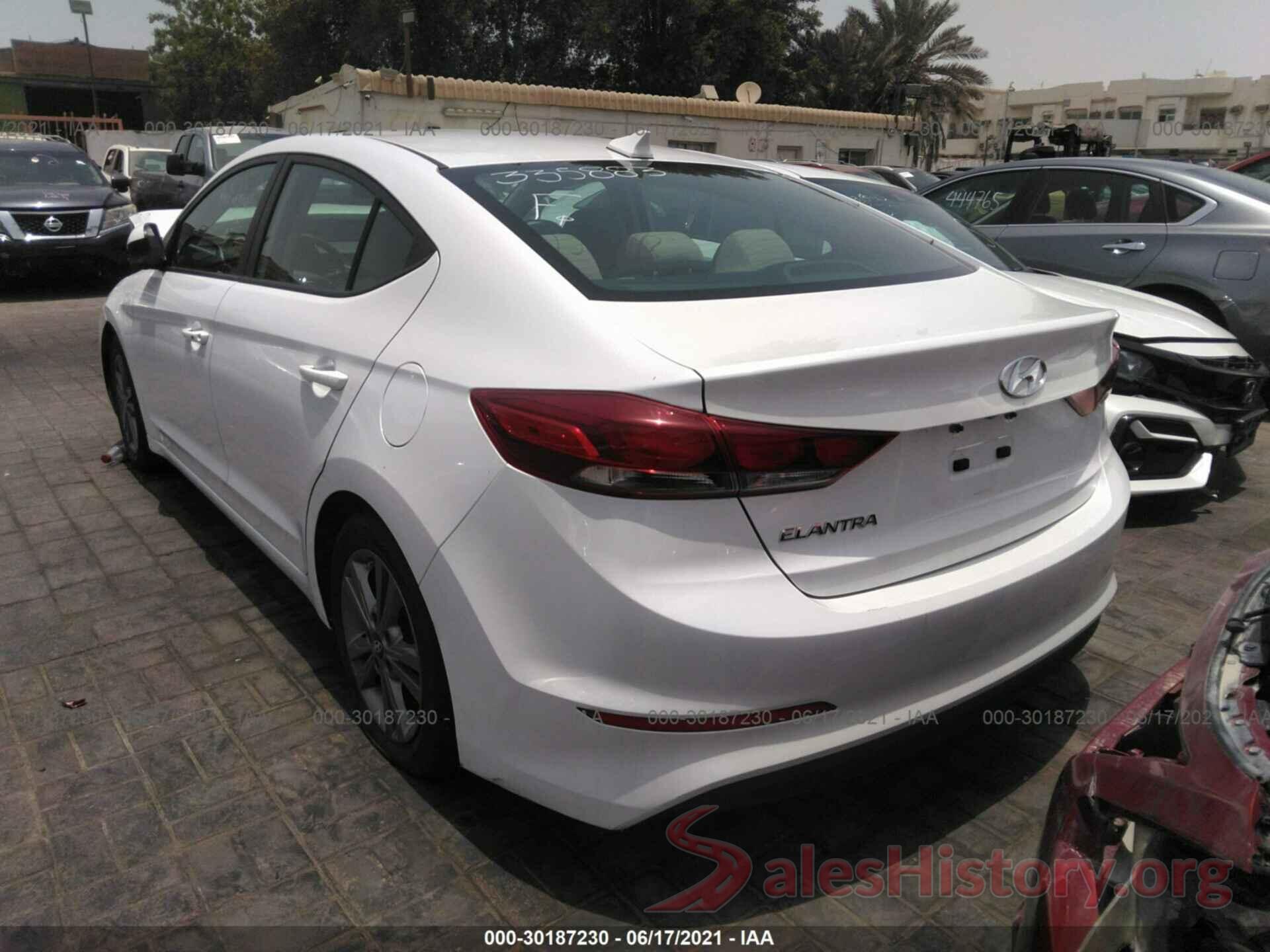 5NPD84LF000335883 2018 HYUNDAI ELANTRA