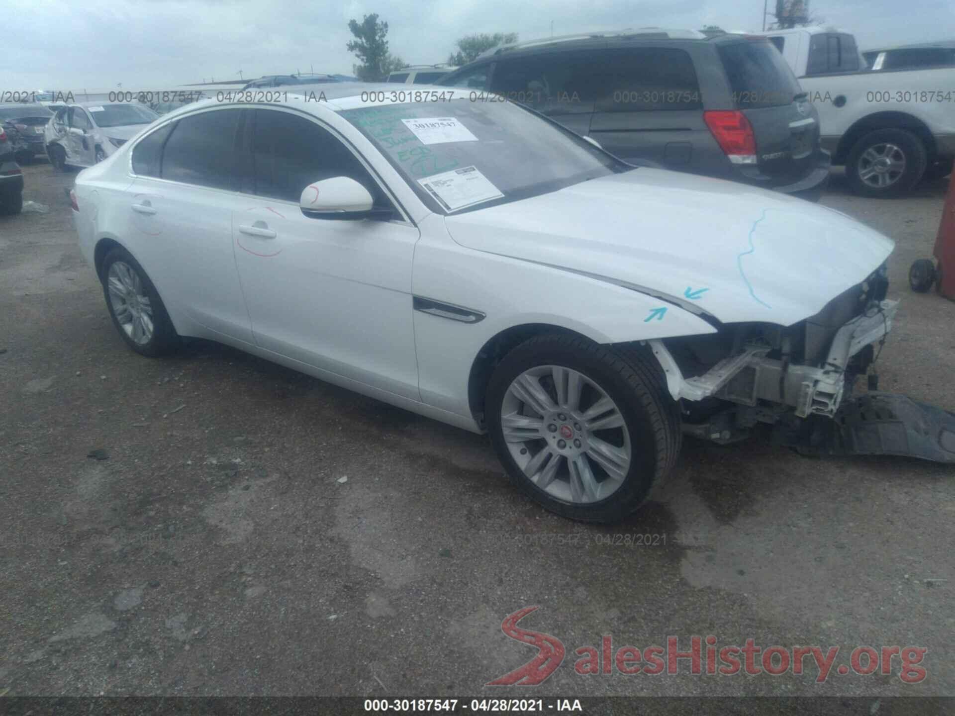 SAJBD4BV5GCY10957 2016 JAGUAR XF