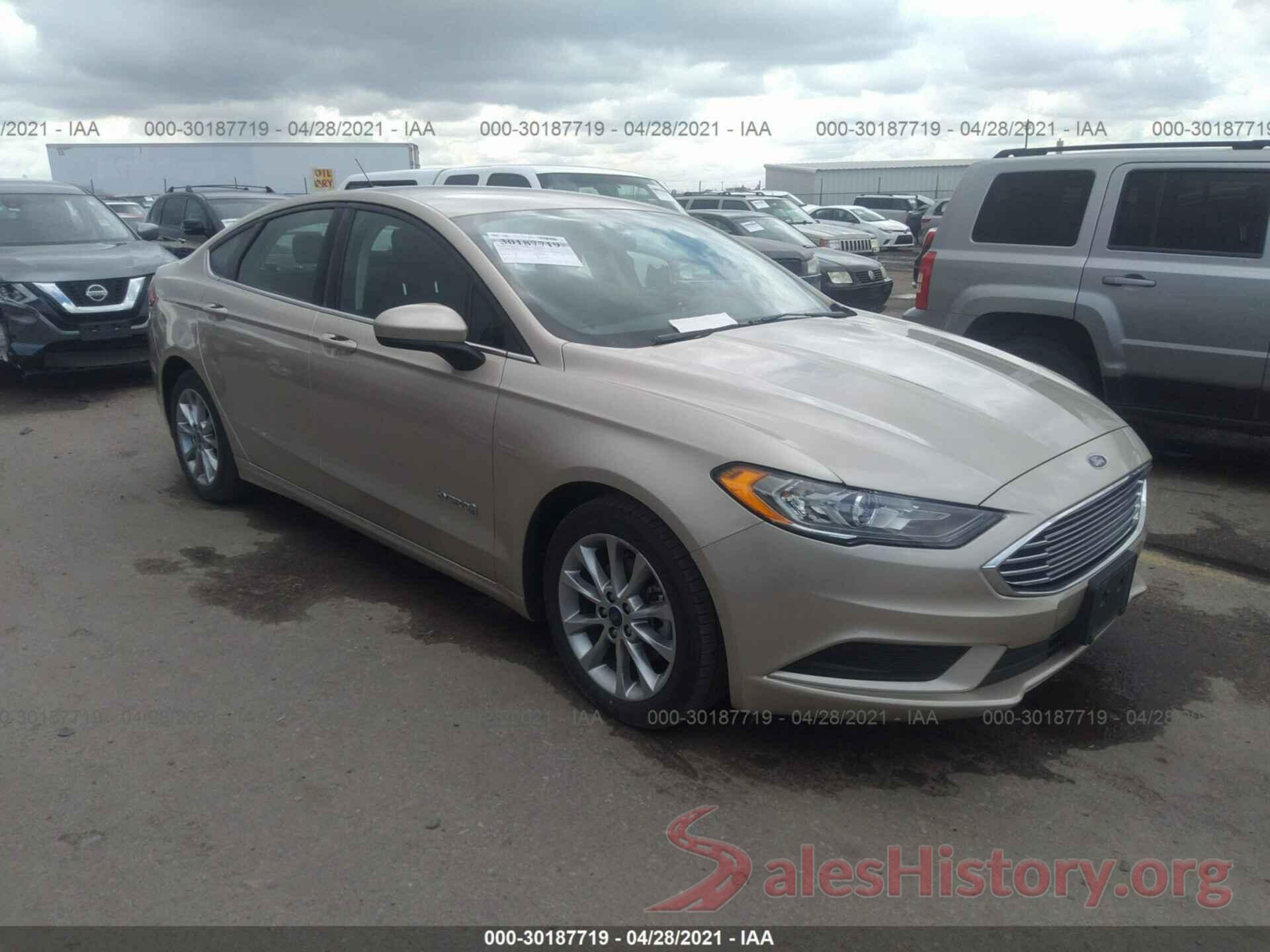 3FA6P0LU3HR324033 2017 FORD FUSION