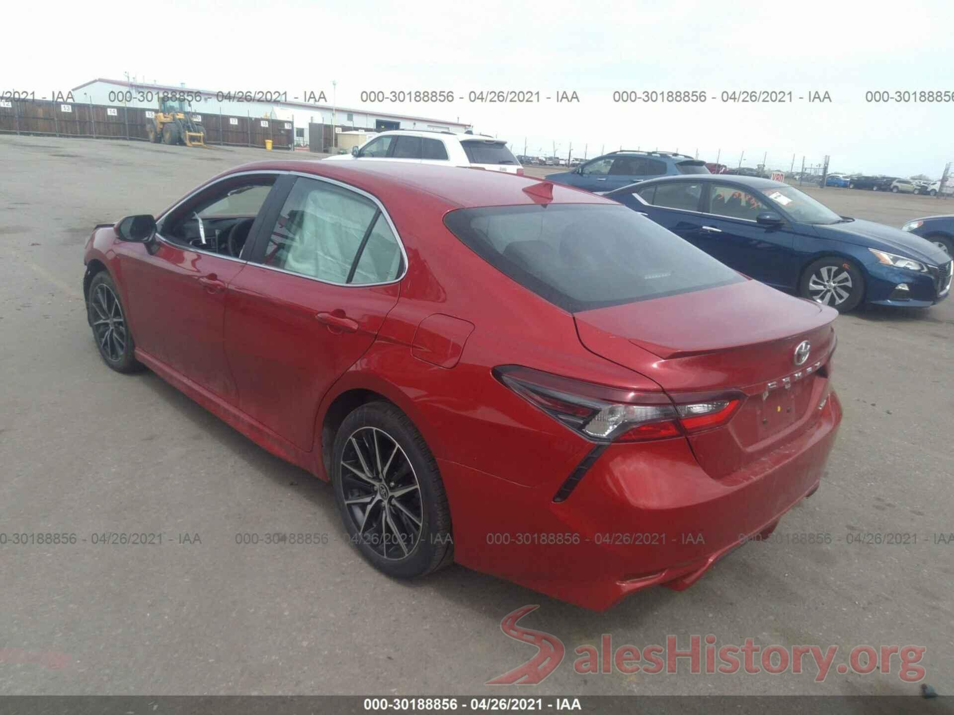 4T1G11AKXMU403060 2021 TOYOTA CAMRY