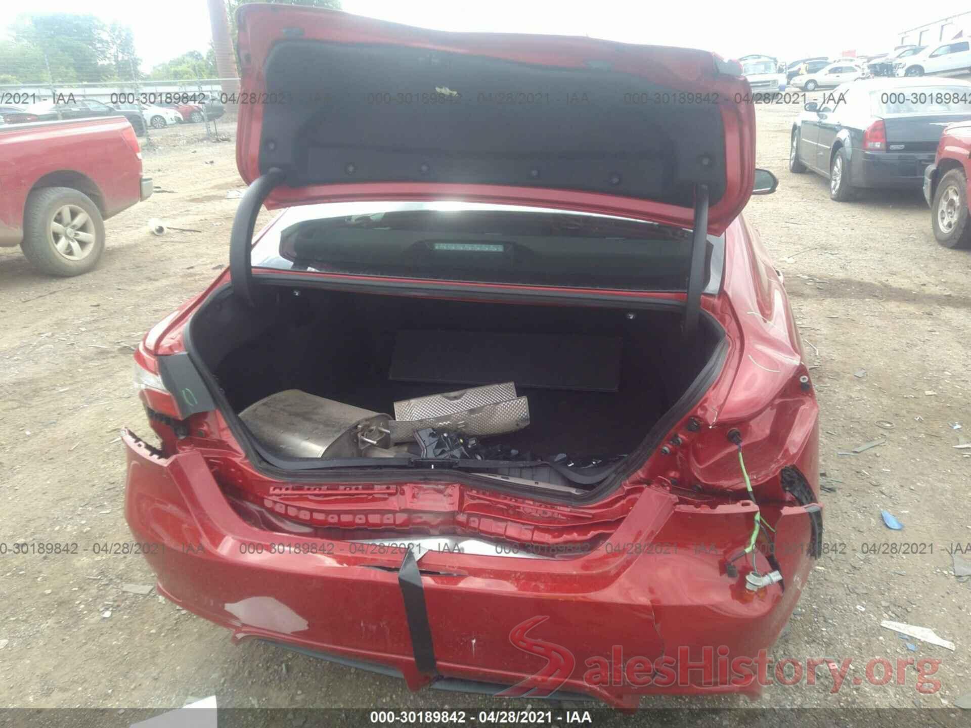 4T1G11AK7LU385695 2020 TOYOTA CAMRY